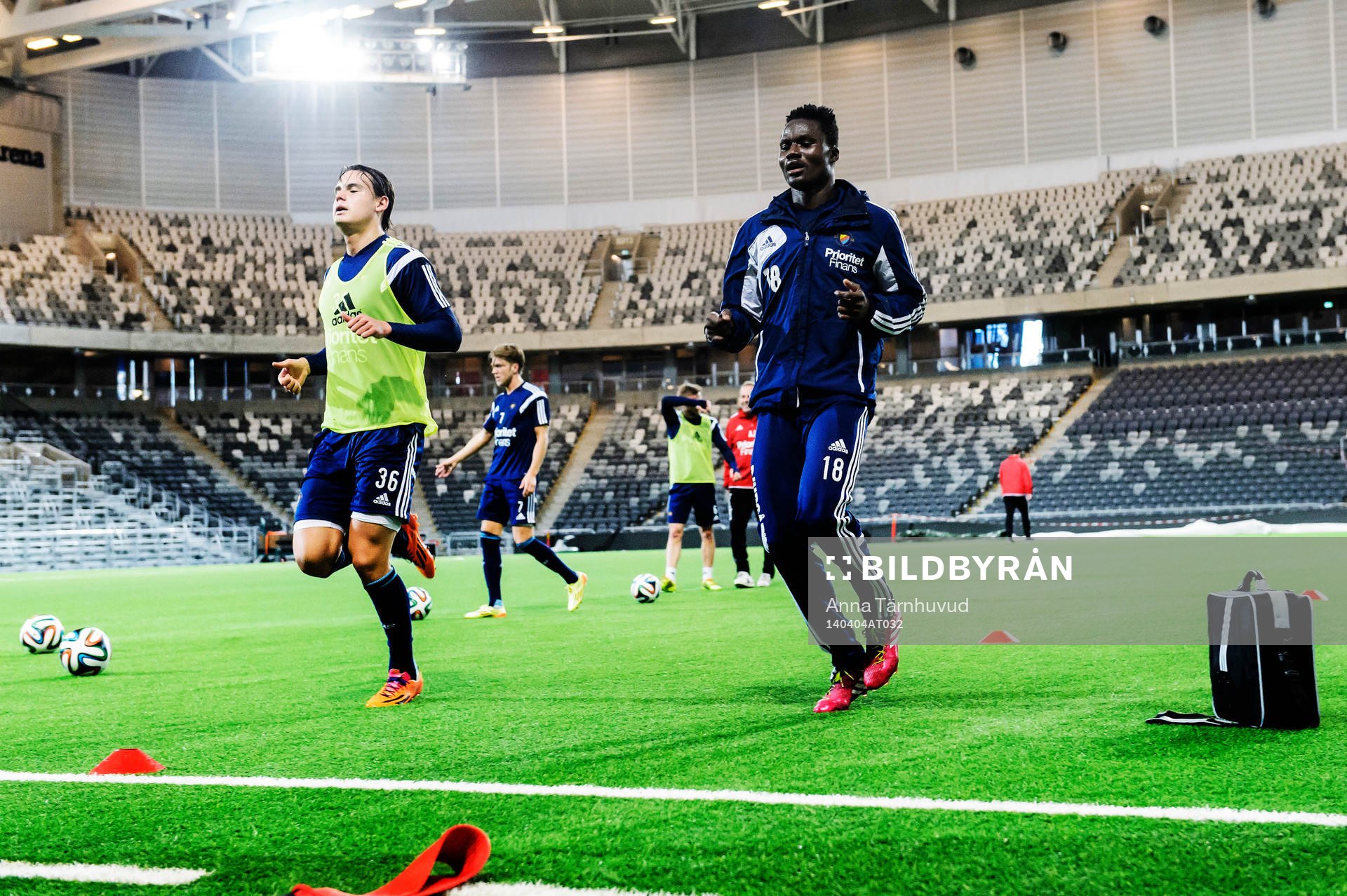 Philip Sparrdal Mantilla och Daniel Amartey  under Djurgårdens träning den 4 april 2014.