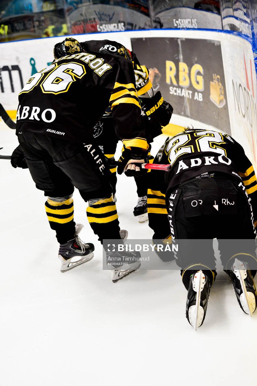 s Daniel Josefsson