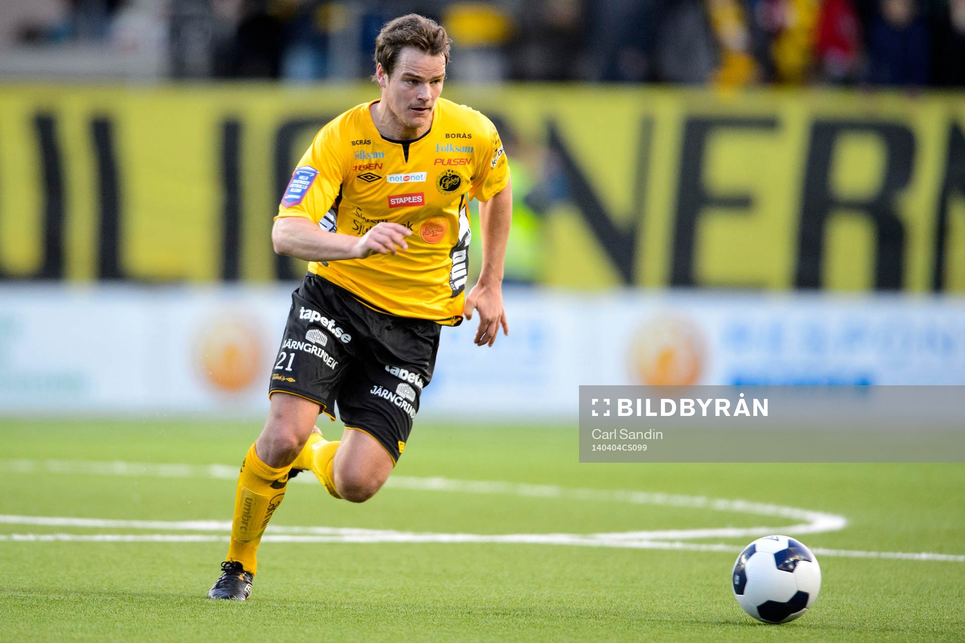 Elfsborgs Henning Hauger med bollen