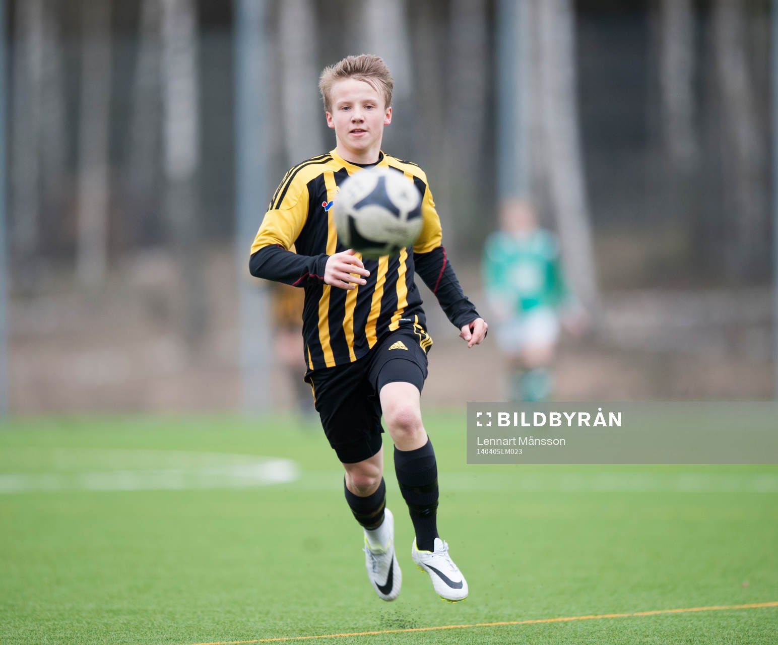IFK Hässleholms Amel Crnalic i DM-matchen för pojkar