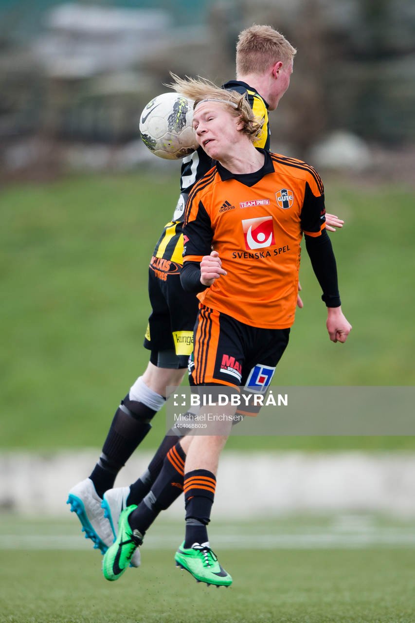 Gutes Jonathan Wall
