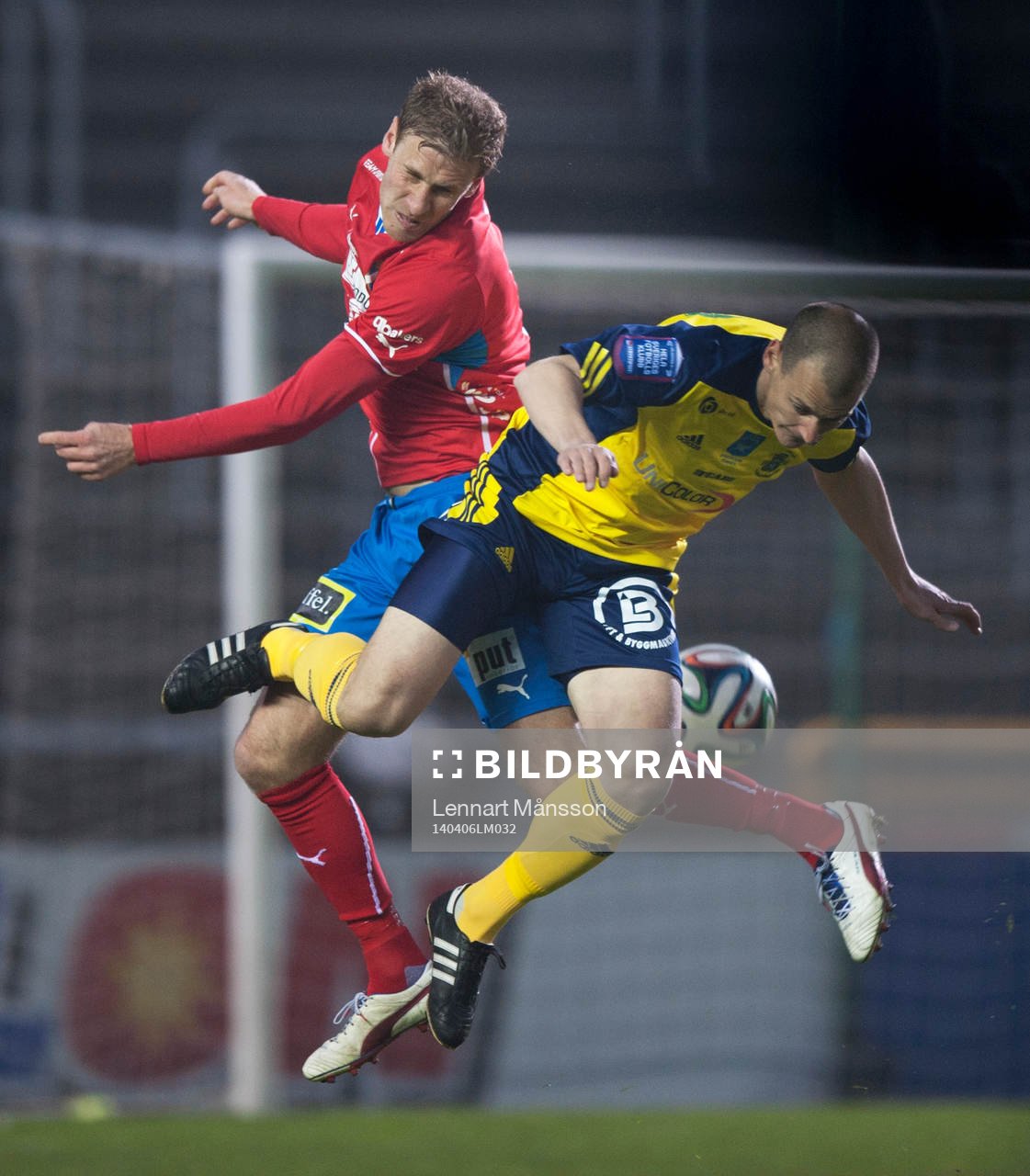 Östers Mario Vasilj och Ängelholms Jacob Augustsson i