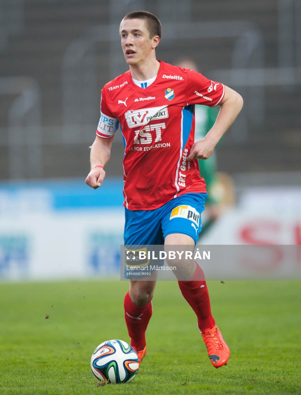 Östers Johan Andersson i matchen i Superettan mellan