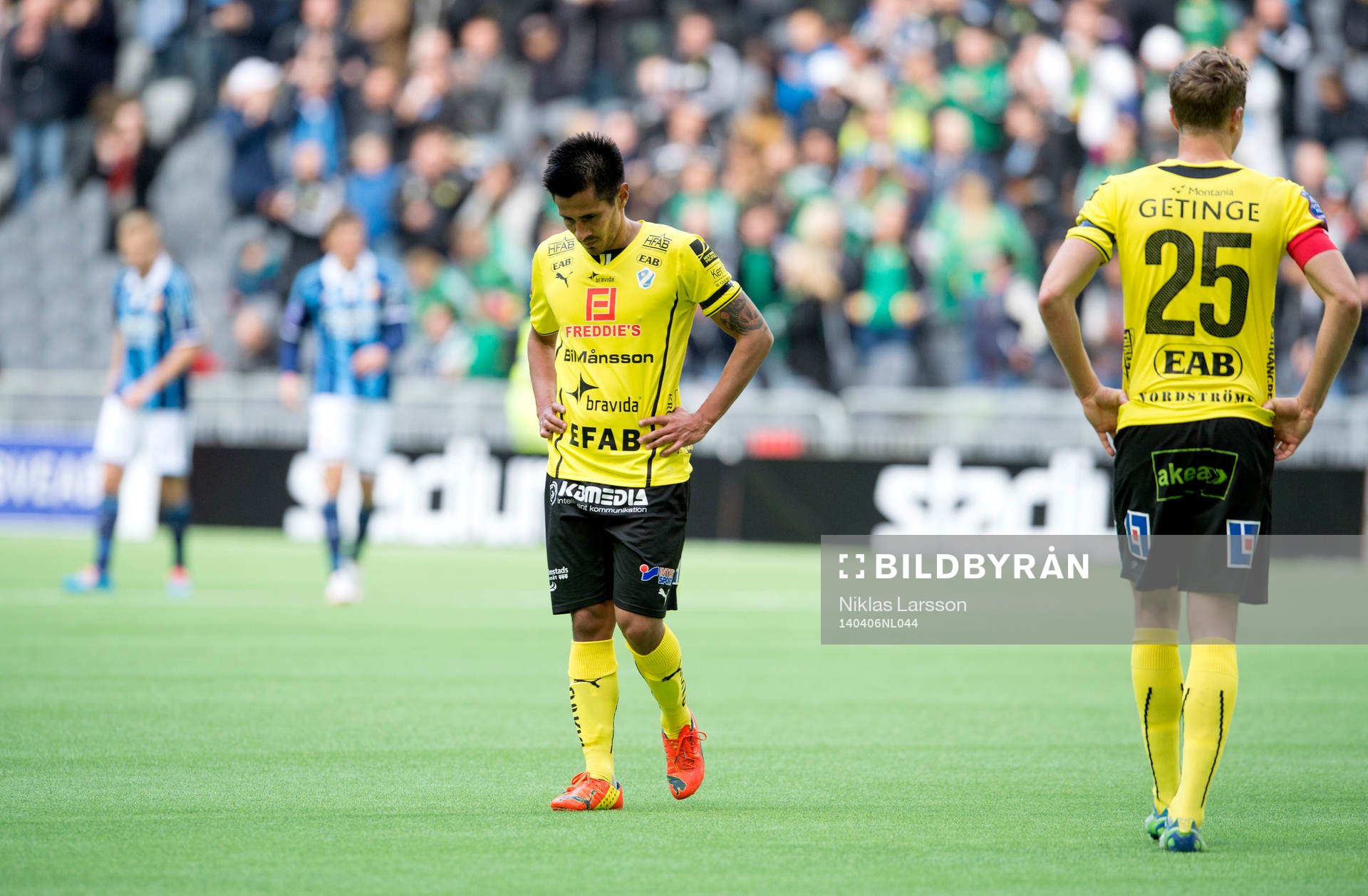 Halmstads Antonio Rojas och Rickard Magyar deppar