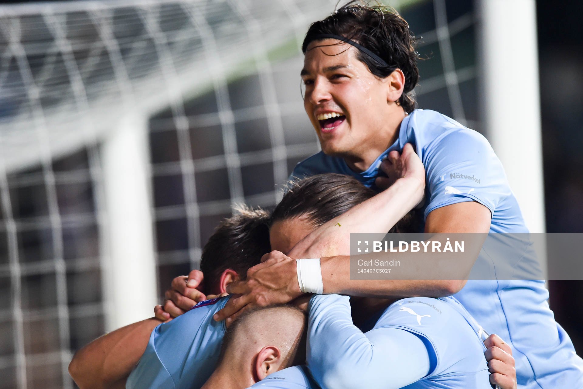 Malmö FFs Miiko Albornoz jublar