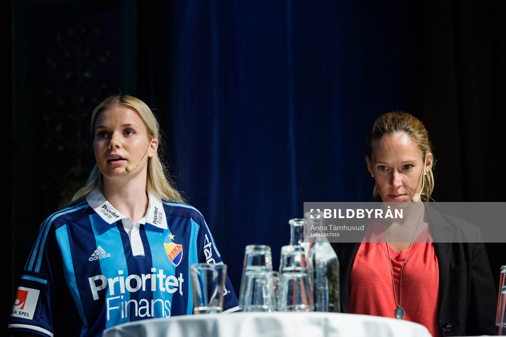 Alexandra Höglund, spelare i Djurgården, och Linda