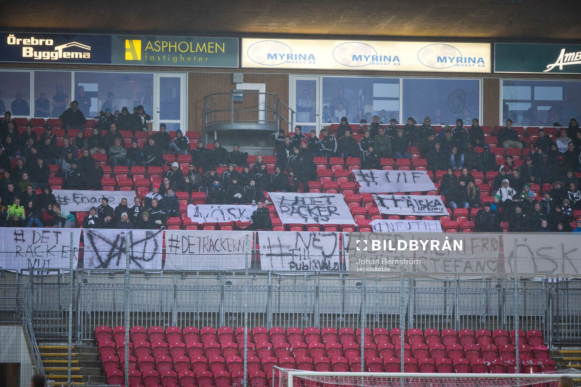 Tifo mot fotbollsvåldet #deträckernu