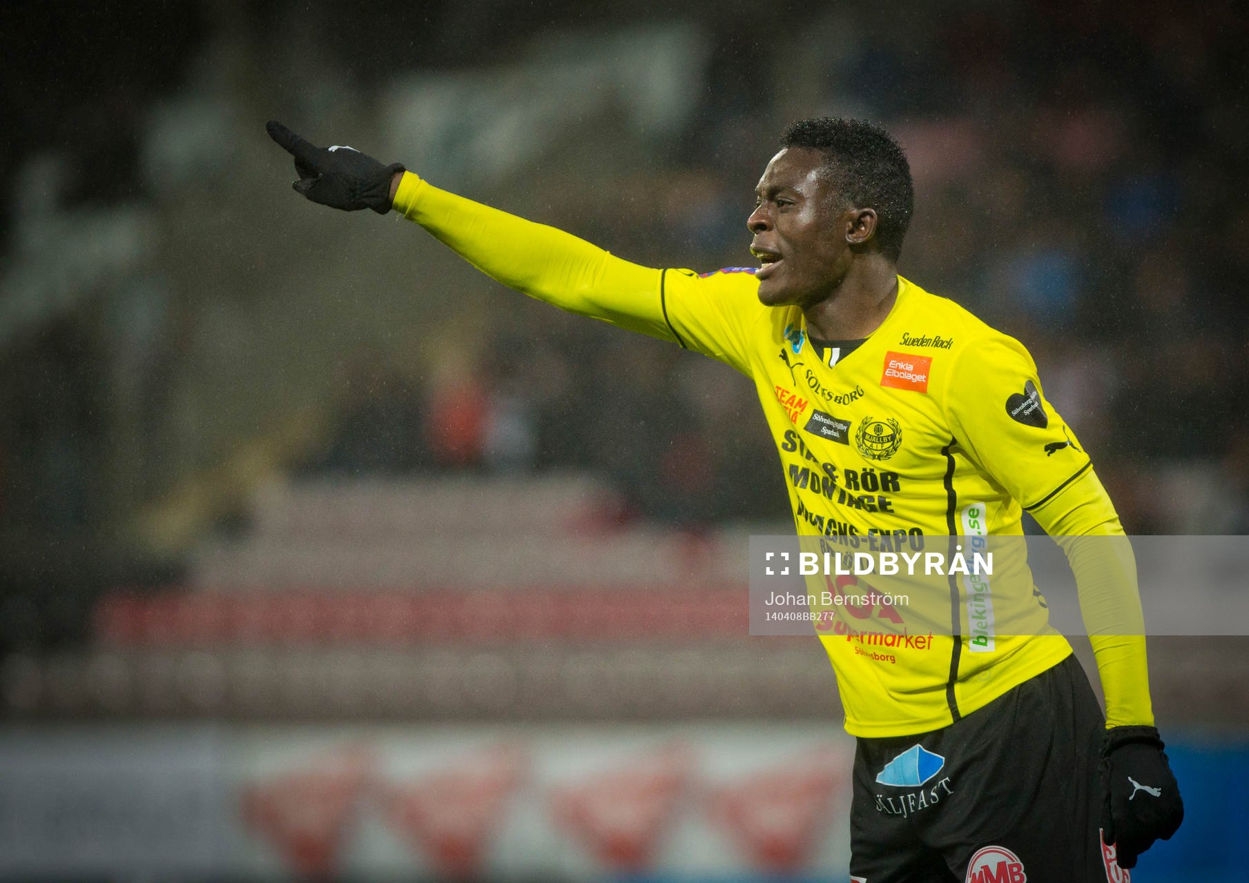 Mjällbys Gbenga Arokoyo deppar