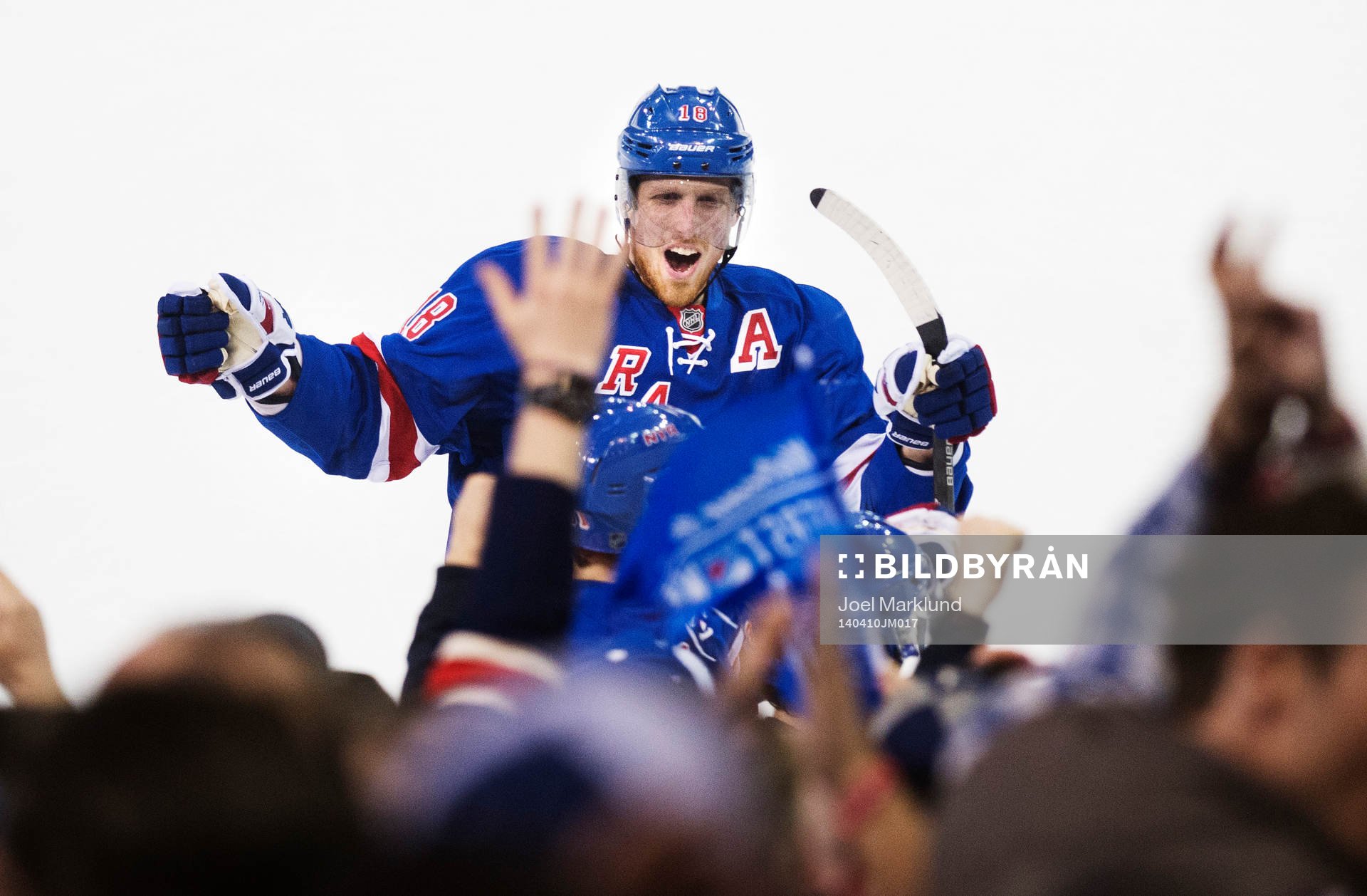 New Yorks Marc Staal jublar