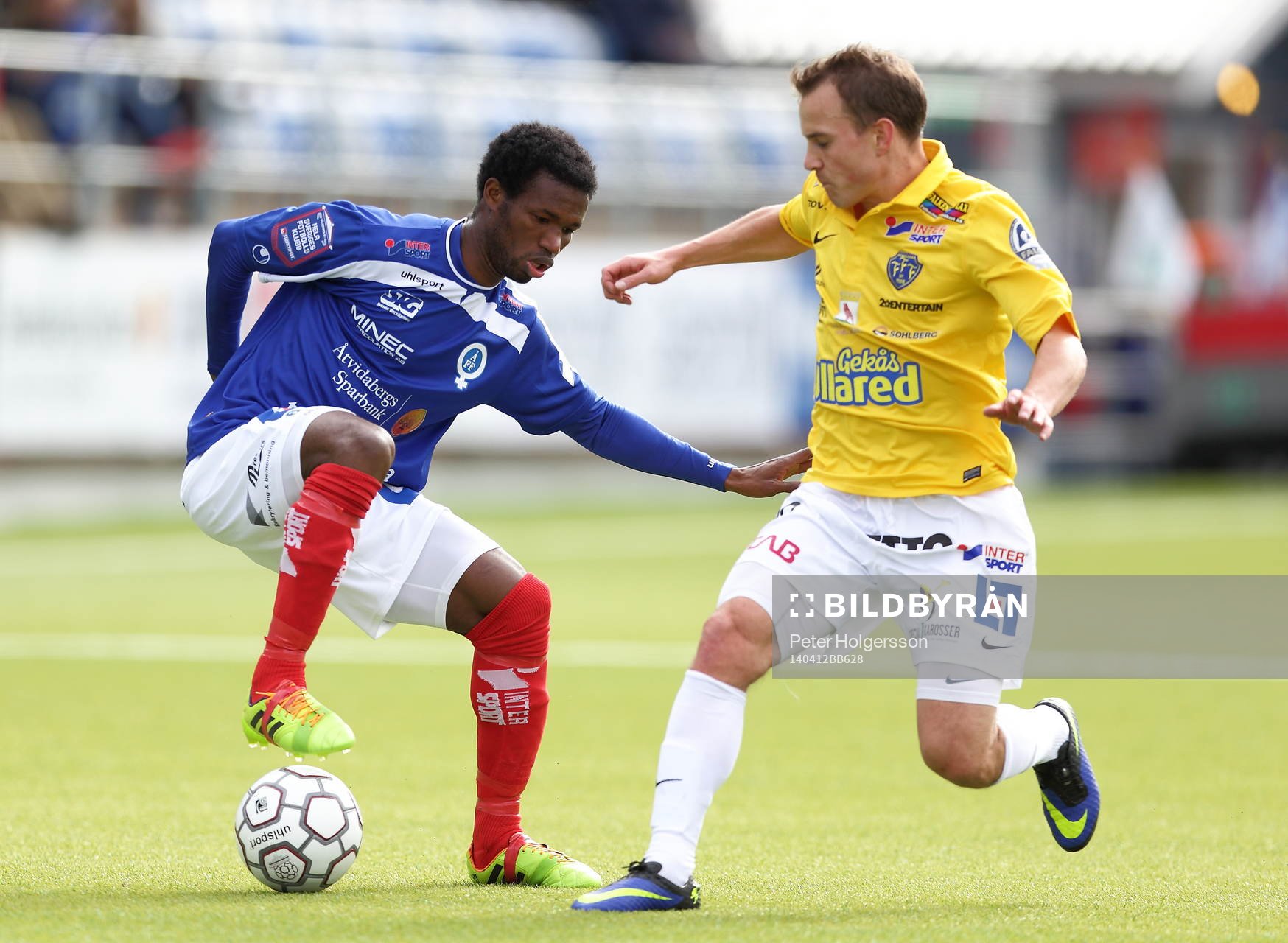 Åtvidabergs Mohamed Abubakari och Falkenbergs Anton Wede
