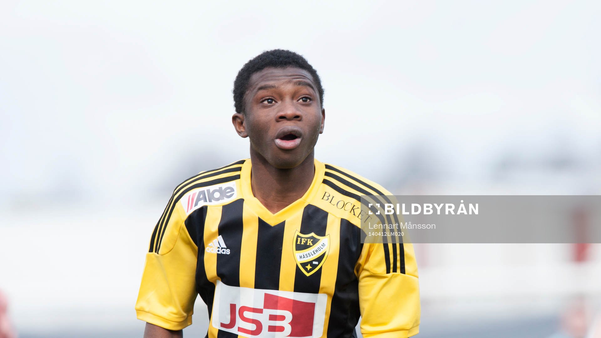 Hässleholms Junior Bangura i matchen i division 111 mellan