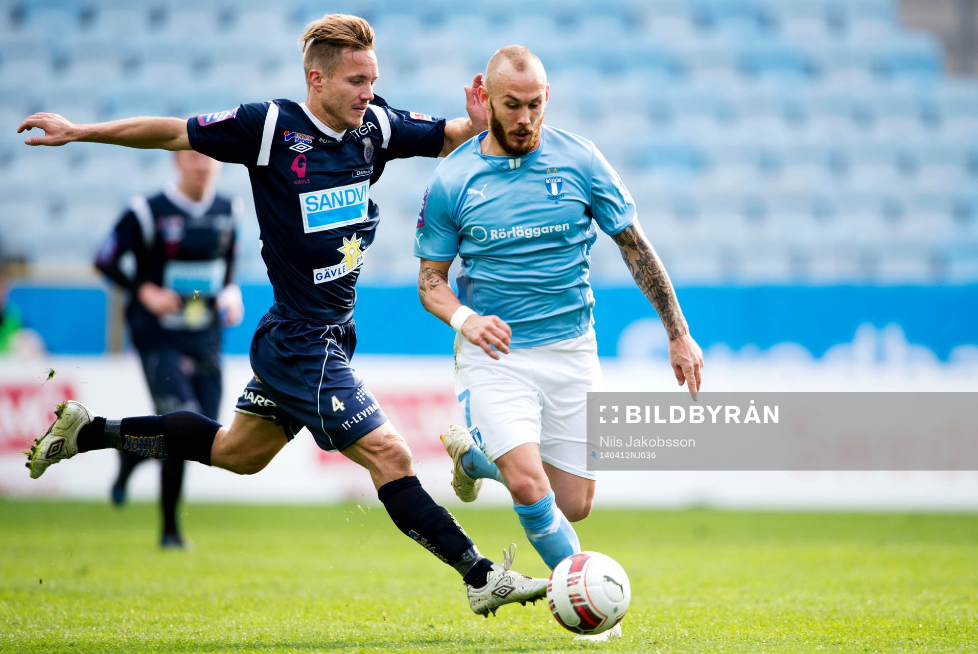 Gefles Anders Wikström och Malmö FFs Magnus Eriksson