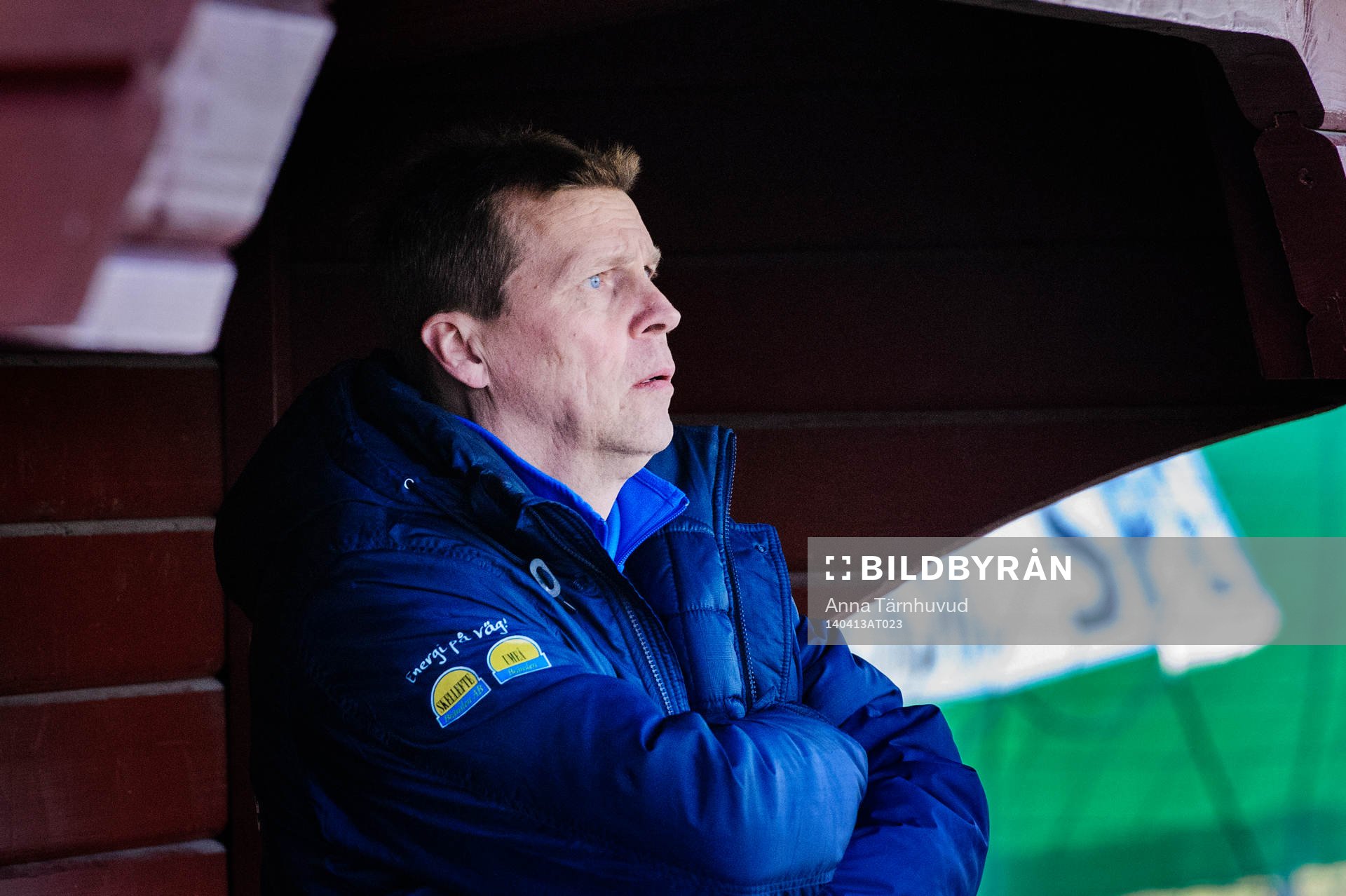 unnanås tränare Martti Tikkanen under fotbollsmatchen i elitettan mellan Sirius och Sunnanå den 13 april 2014.