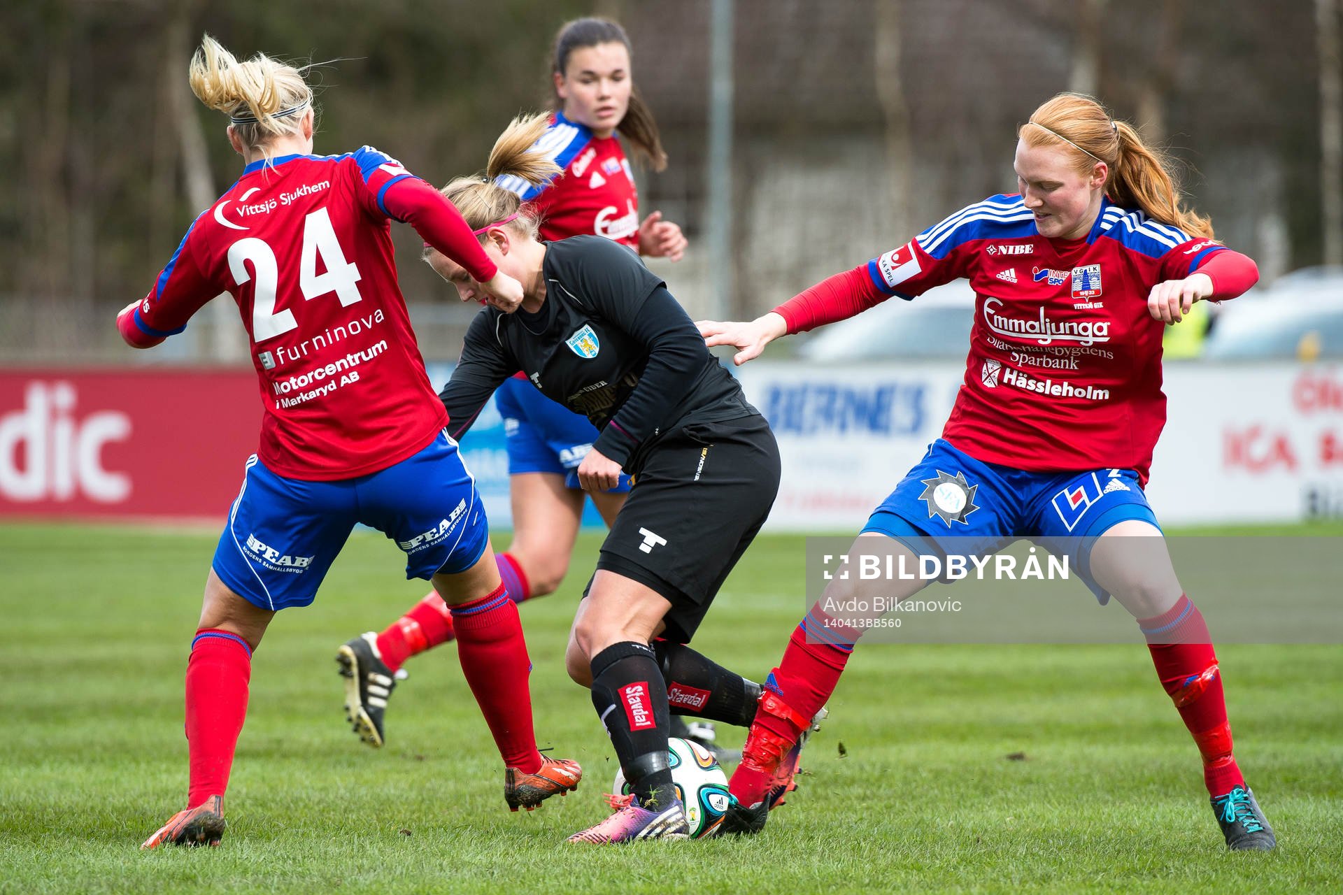 Kopparberg Göteborgs Sabrina Viguier mellan Vittsjös