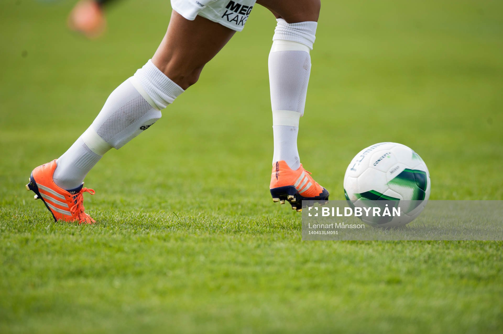 Bredsida, fotbollsskor Adidas,  i matchen i damallsvenskan