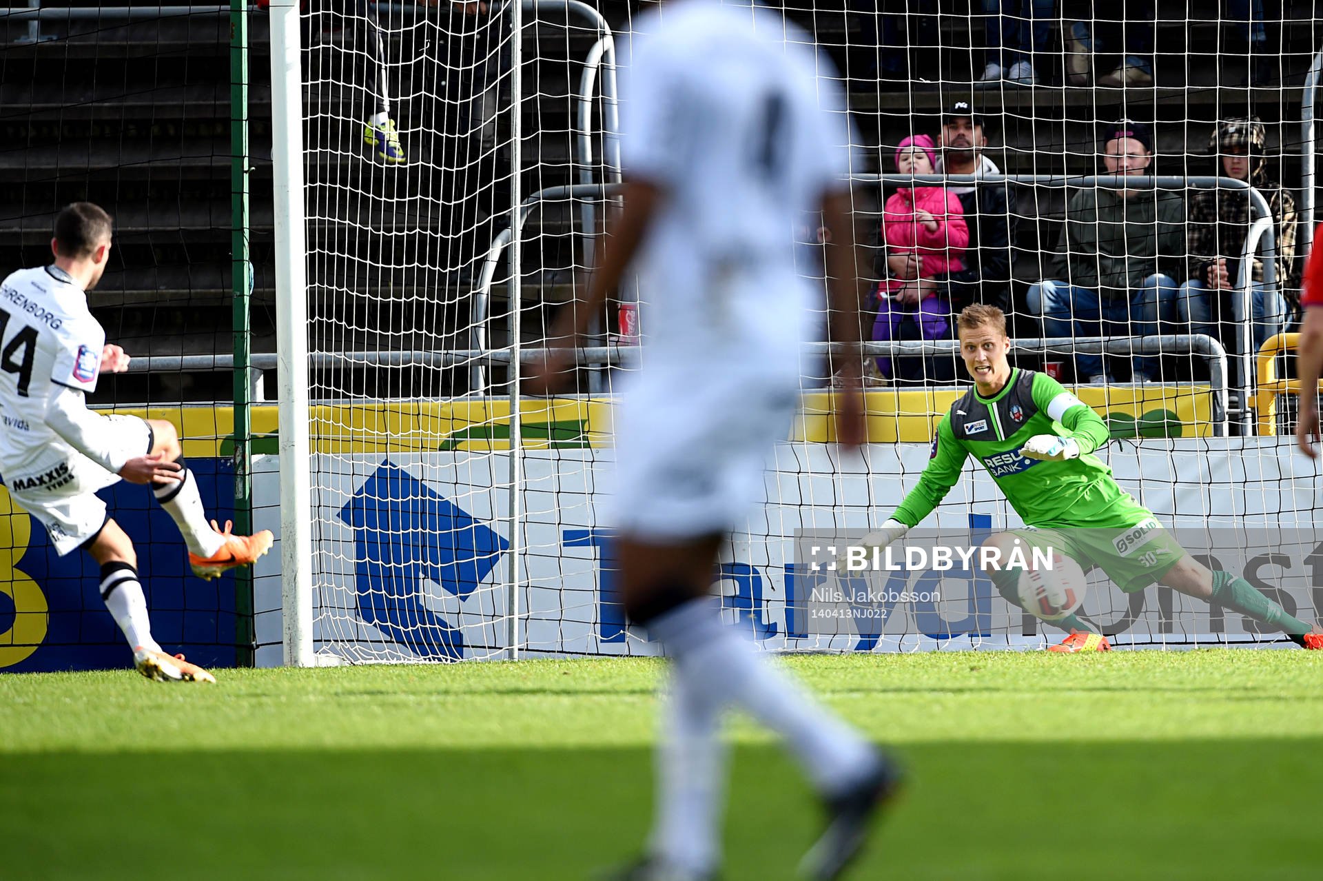 Häckens Martin Ericsson gör 1-2 bakom Helsingborgs