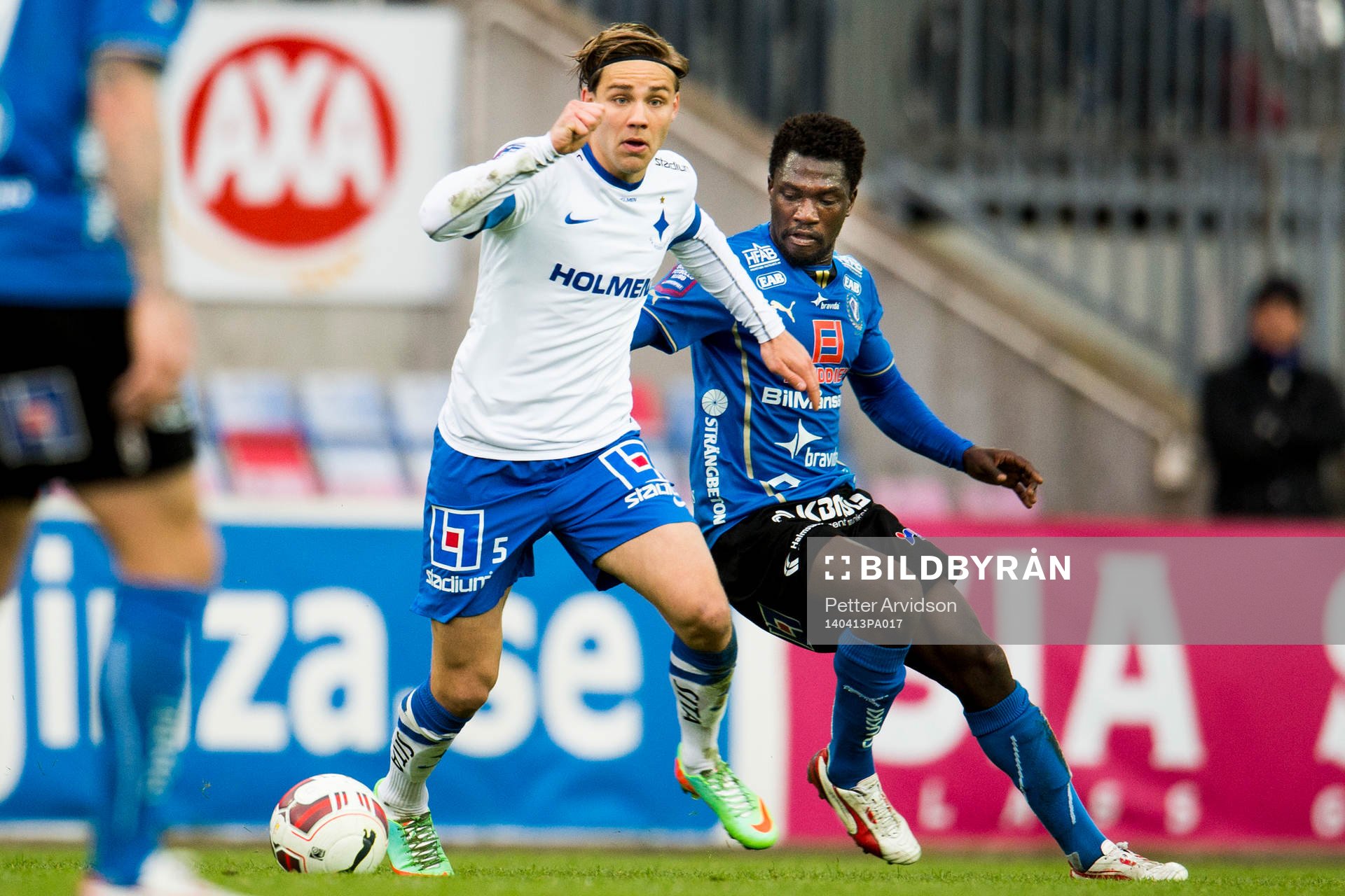 Norrköpings Christoffer Nyman och Halmstads King Osei Gyan