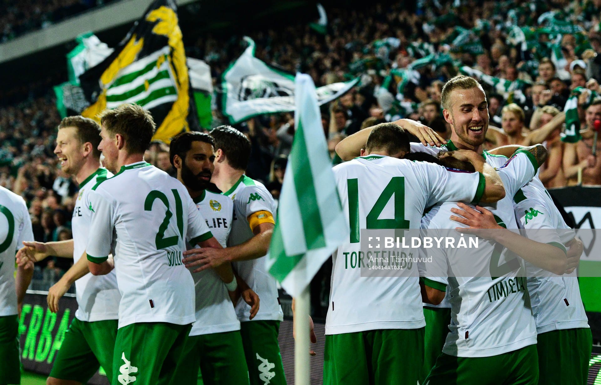 Hammarbys Erik Israelsson jublar