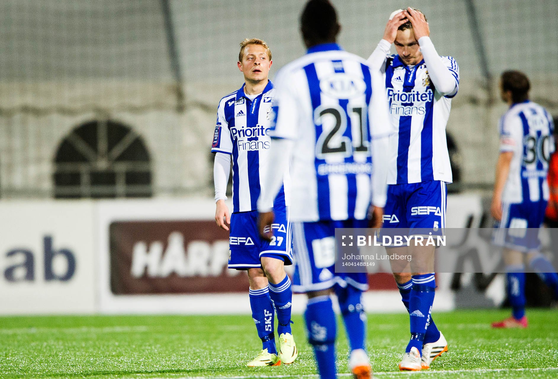 IFK Göteborgs Joel Allansson och Philip Haglund deppar