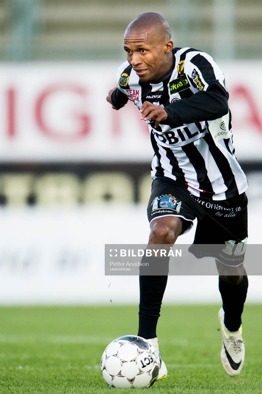Landskronas Amethyst Bradley Ralani under fotbollsmatchen i Superettan mellan Landskrona BOIS och Ljungskile den 14 april 2014 i Landskrona.