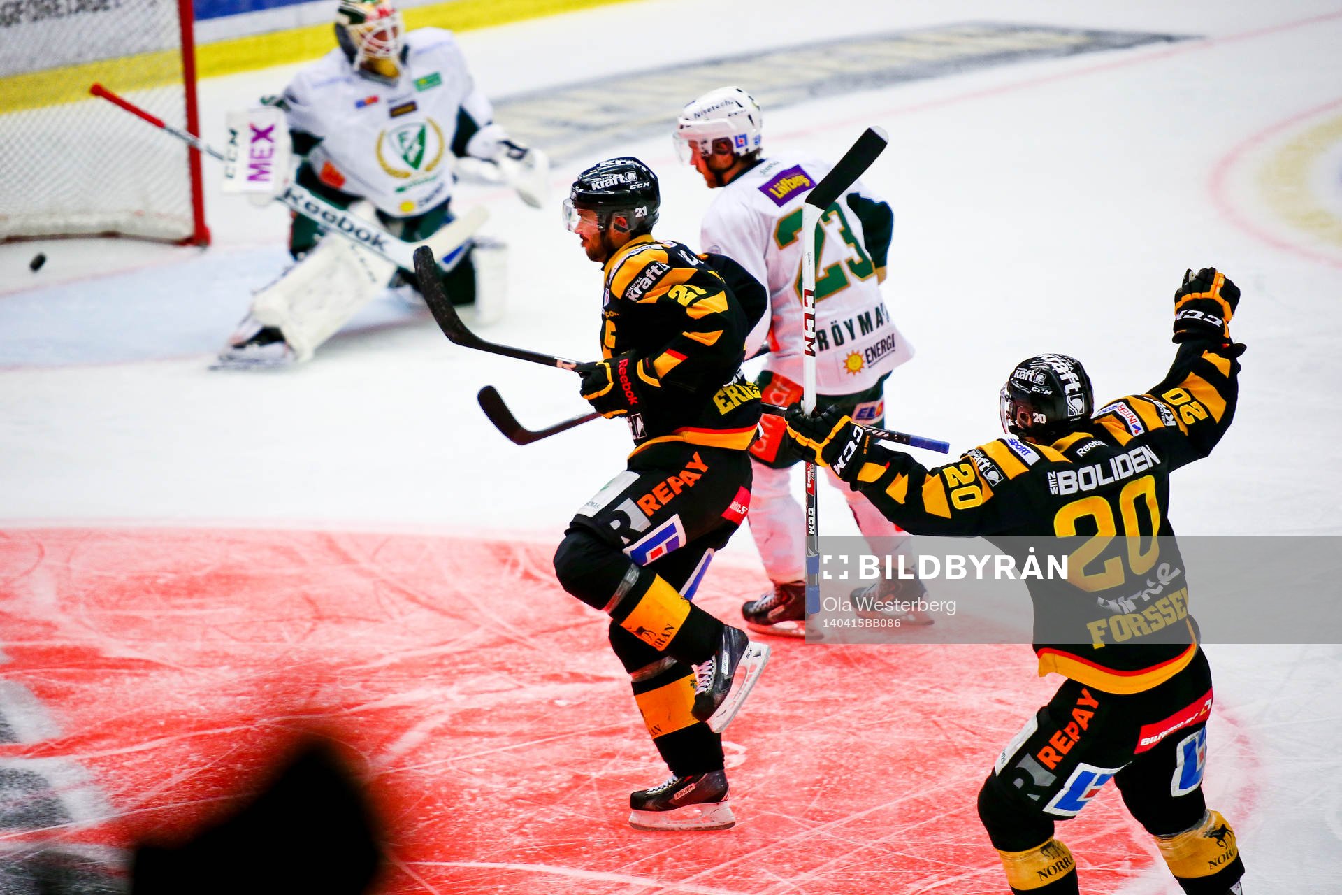 Skellefteås Jimmie Ericsson gör 1-0 mot Färjestad