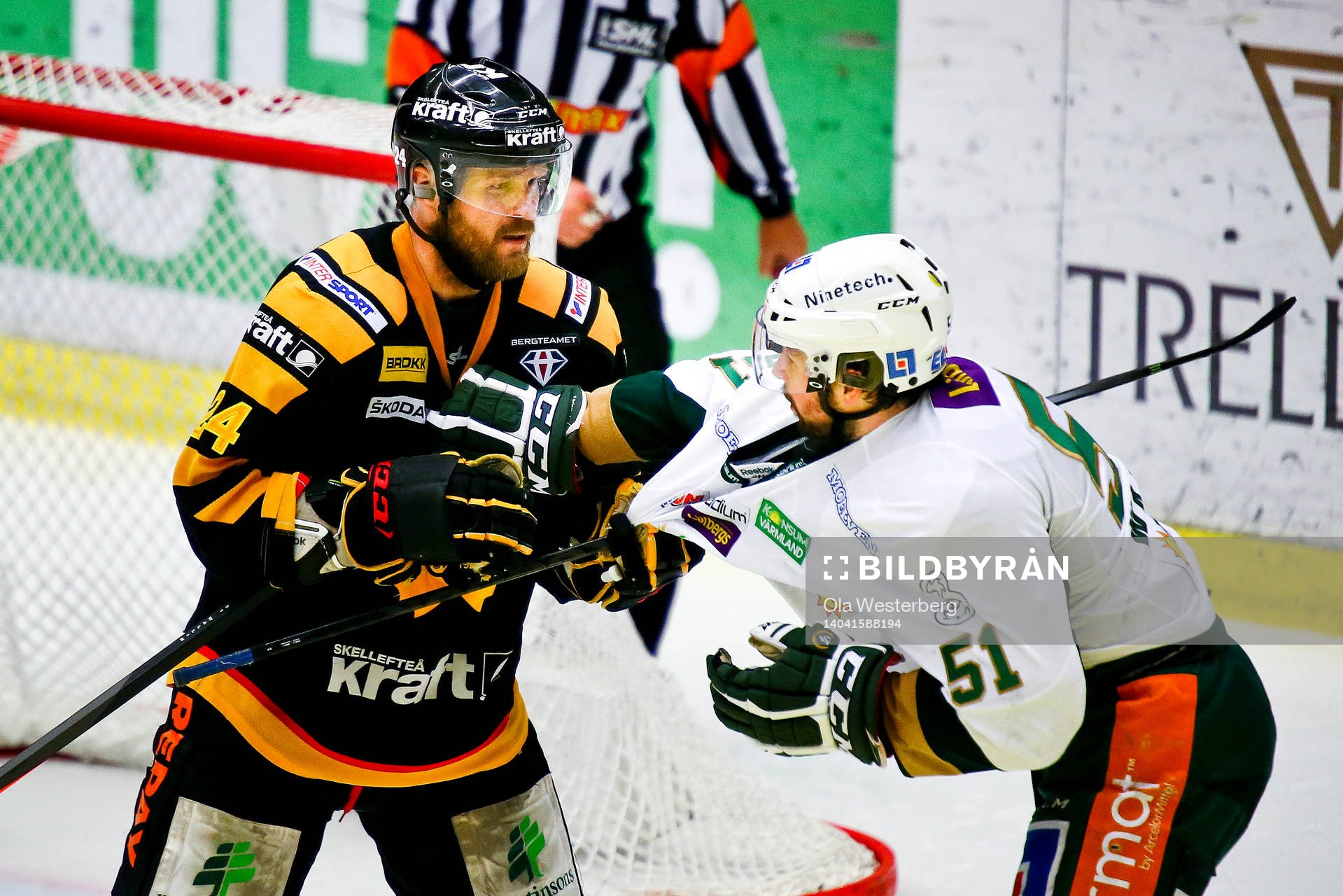 Skellefteås Jonas Frögren mot Färjestads Rickard Wallin