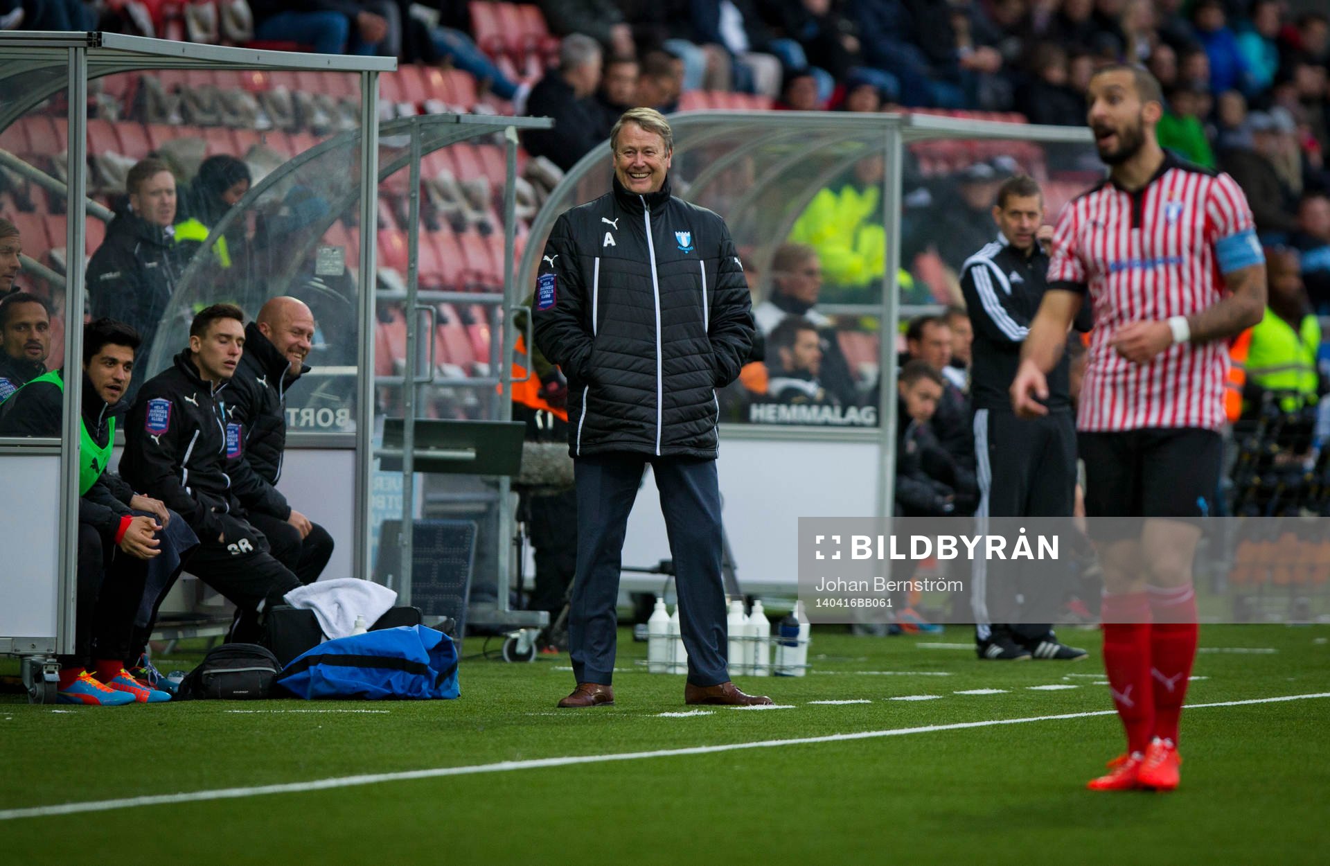 Malmö FFs tränare Åge Hareide skrattar och ser glad ut