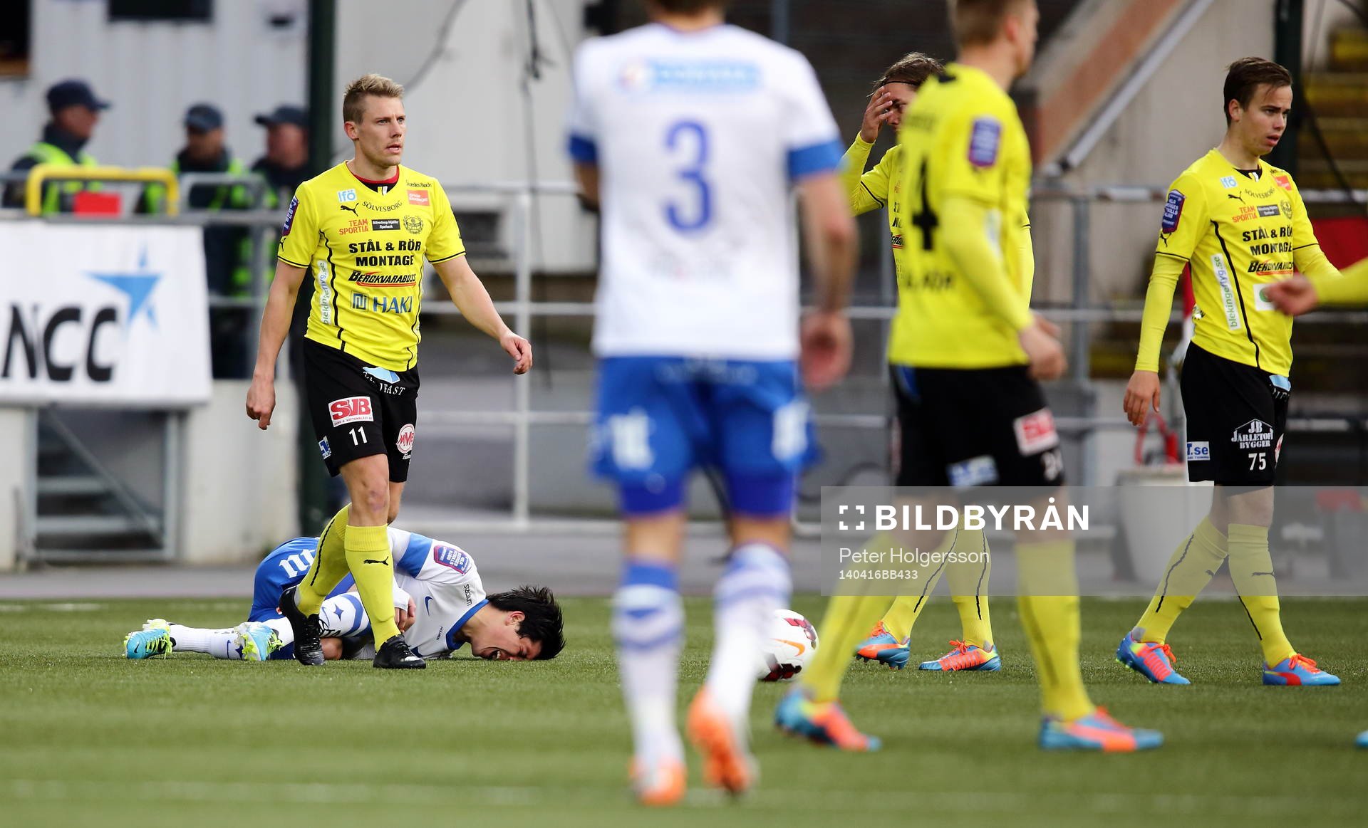 Norrköpings Christopher Meneses Barrantes knäskadad