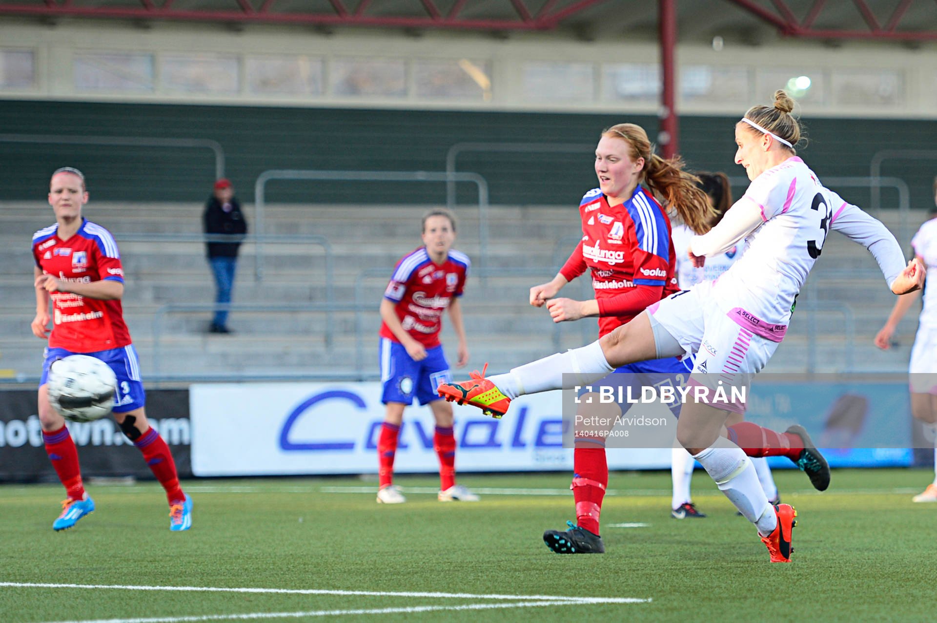 Rosengårds Anja Mittag gör 1-0