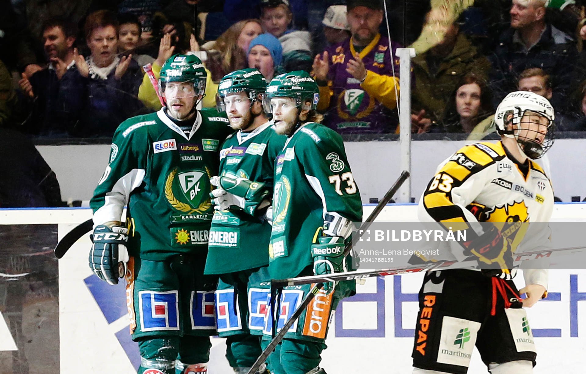 Färjestads spelare jublar