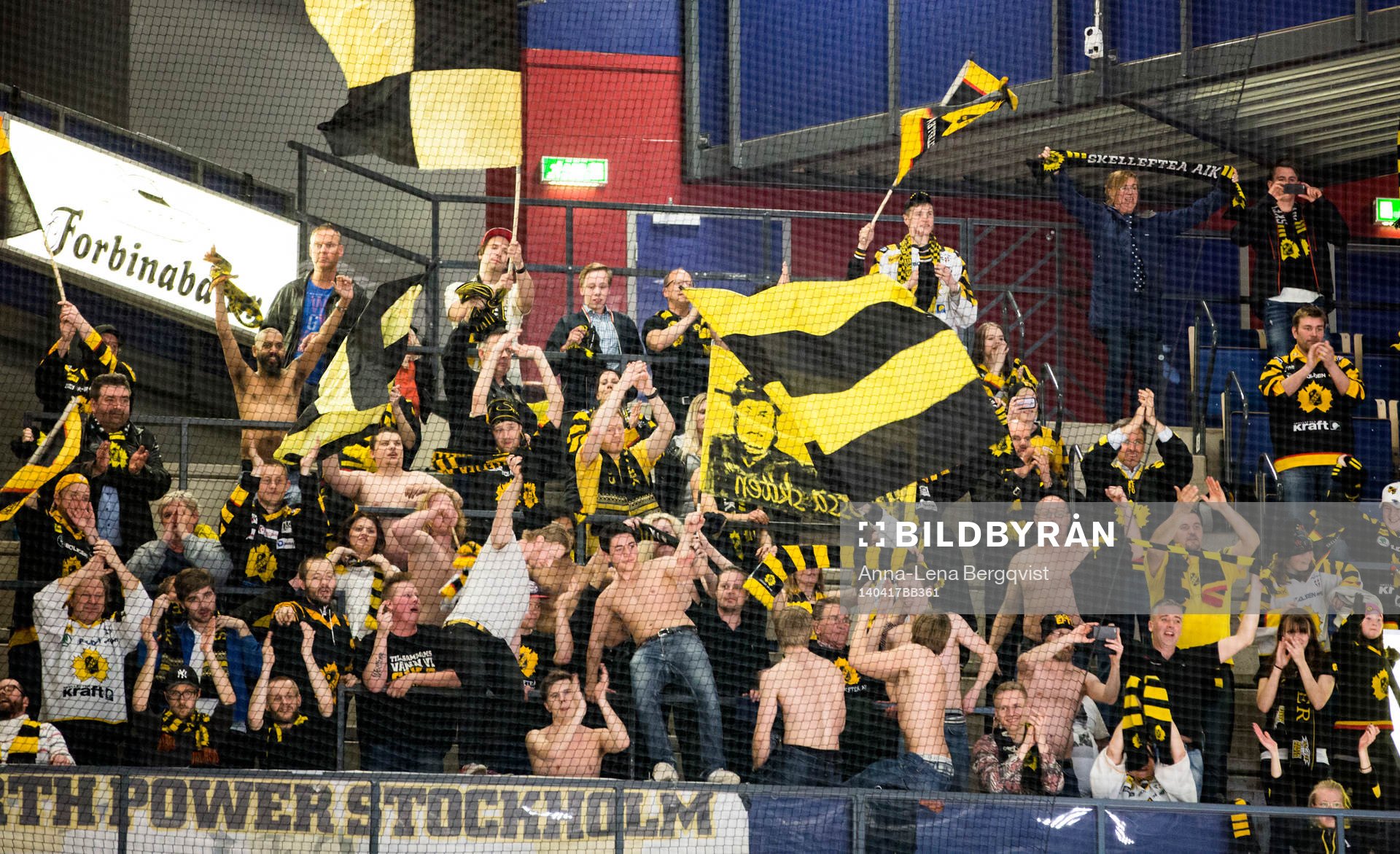 Skellefteås supportar jublar