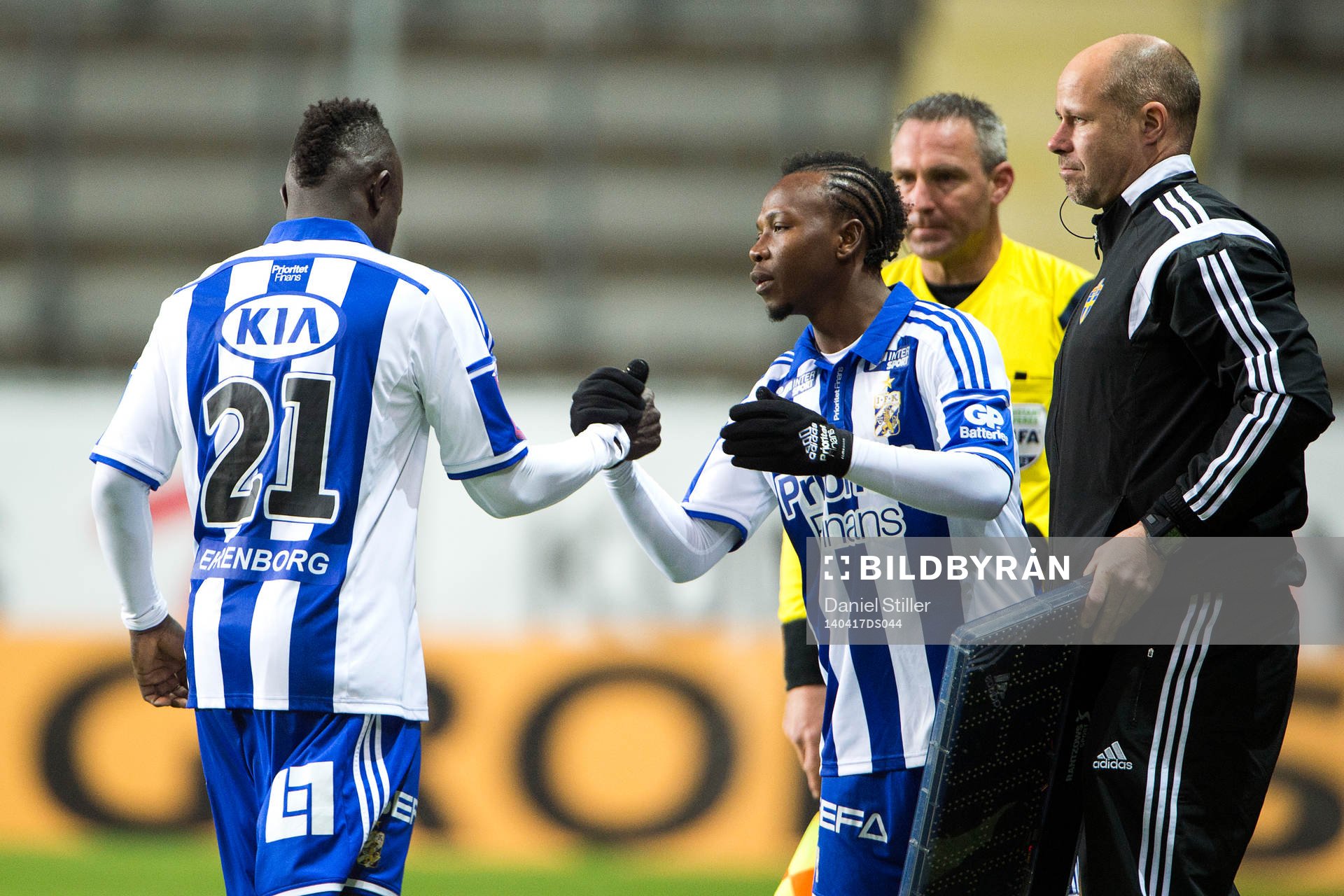 IFK Göteborgs Malick Mané byter med May Mahlangu