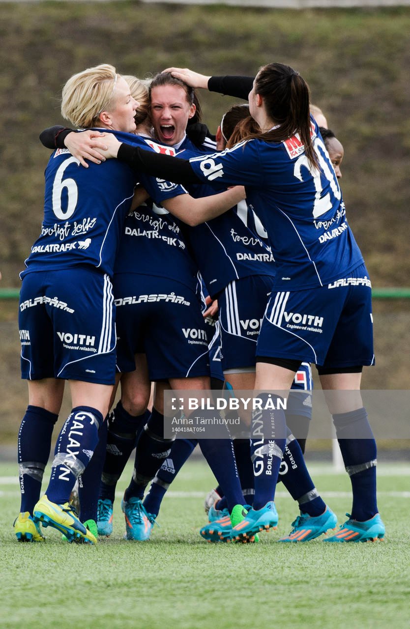 Kvarnsvedens spelare jublar