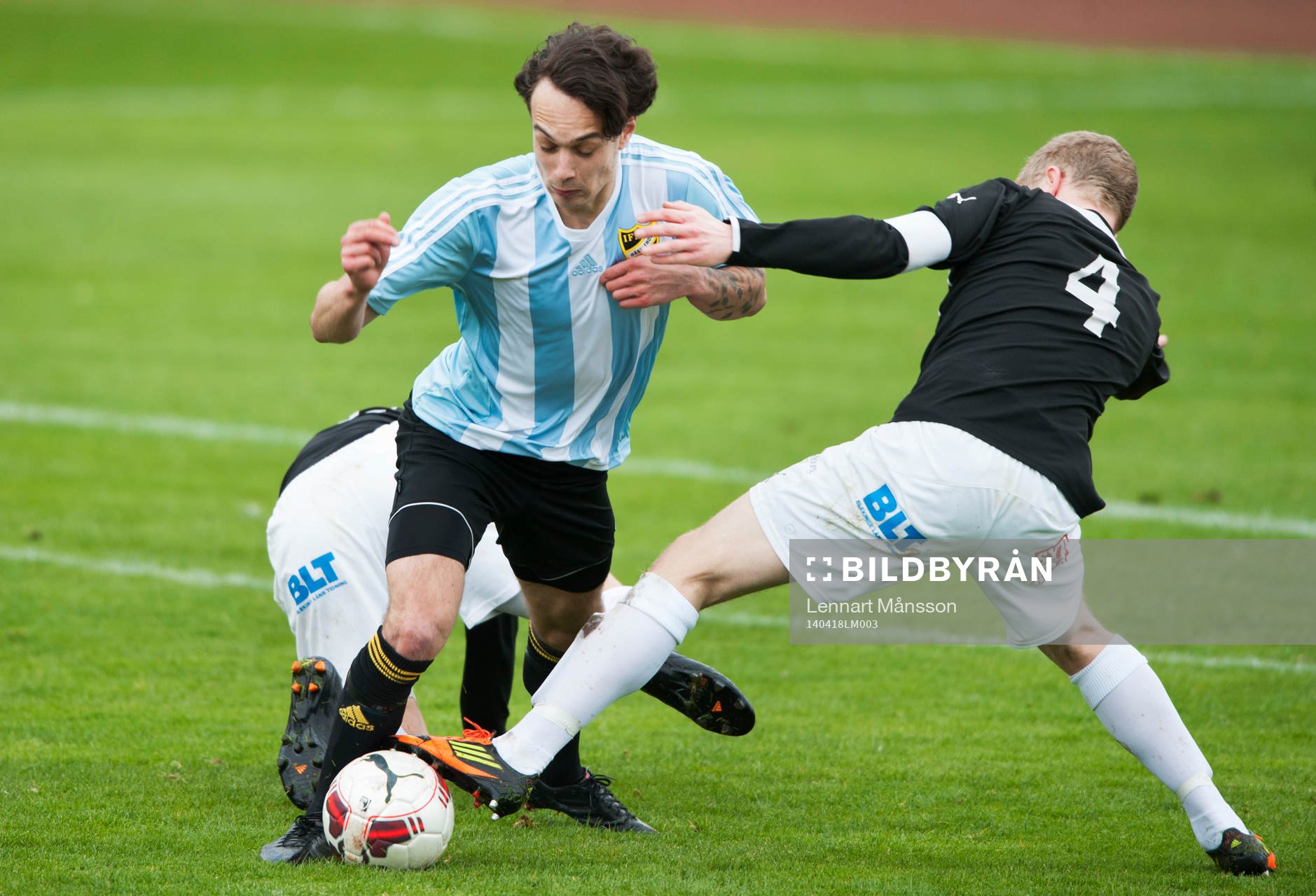 IFK Hässleholms Karim Al-Asi  i matchen i div. 111 mellan