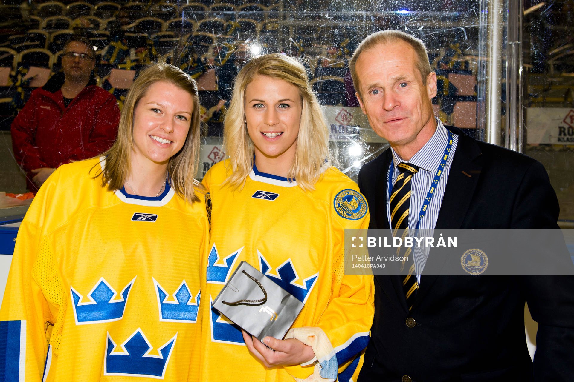 Pernilla Winberg och Jenni Asserholt fick pris för sina
