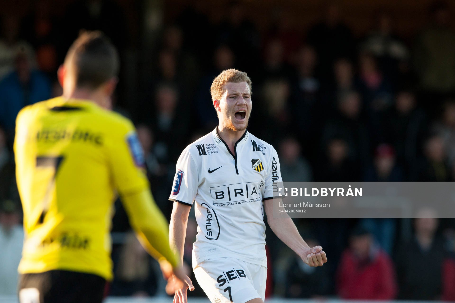 Häckens 2-målsskytt Simon Gustafson har gjort 0-4 och