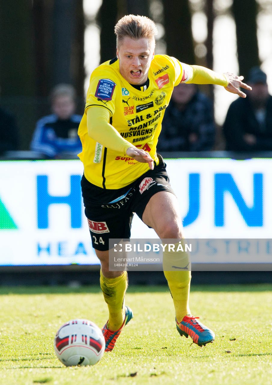 Mjällbys Mattias Håkansson i matchen i allsvenskan mellan
