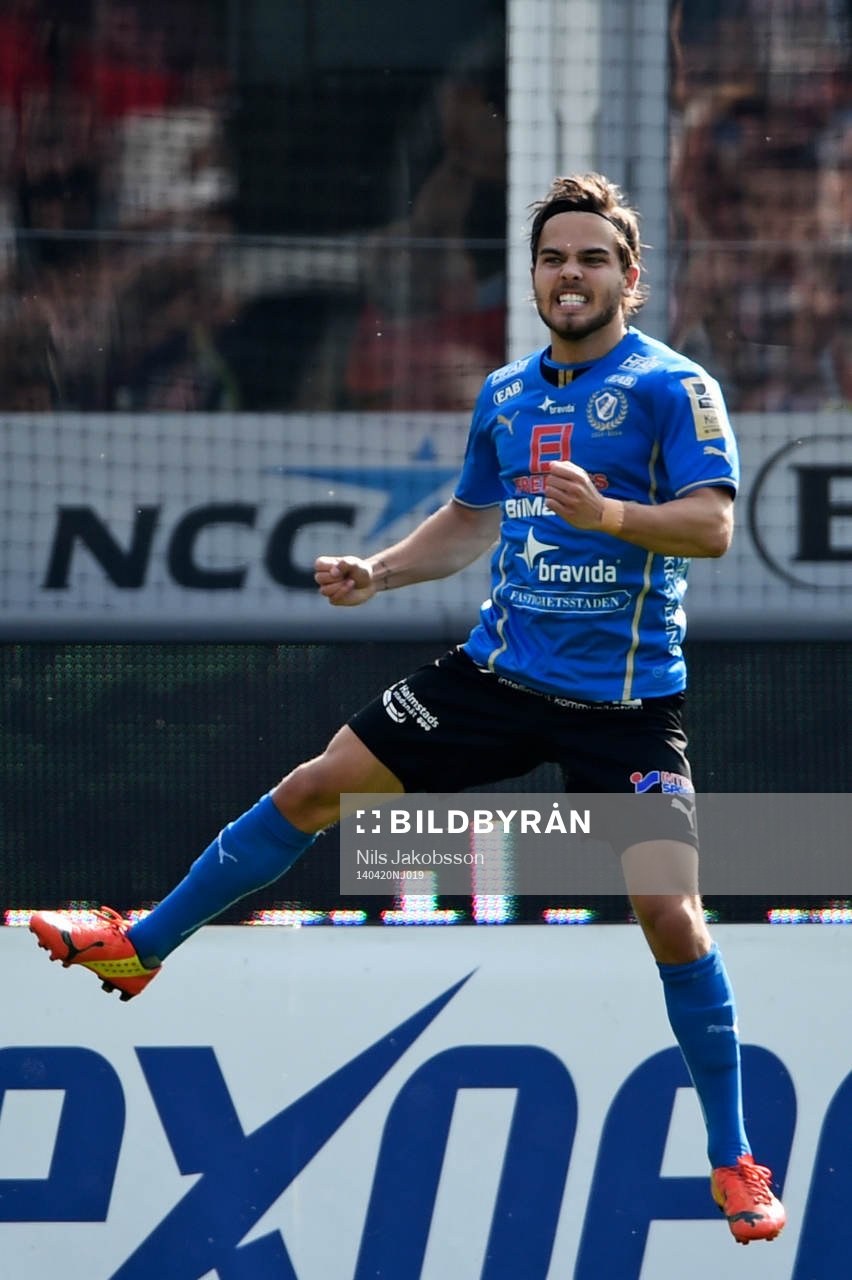 Halmstads Kristinn Steindorsson jublar