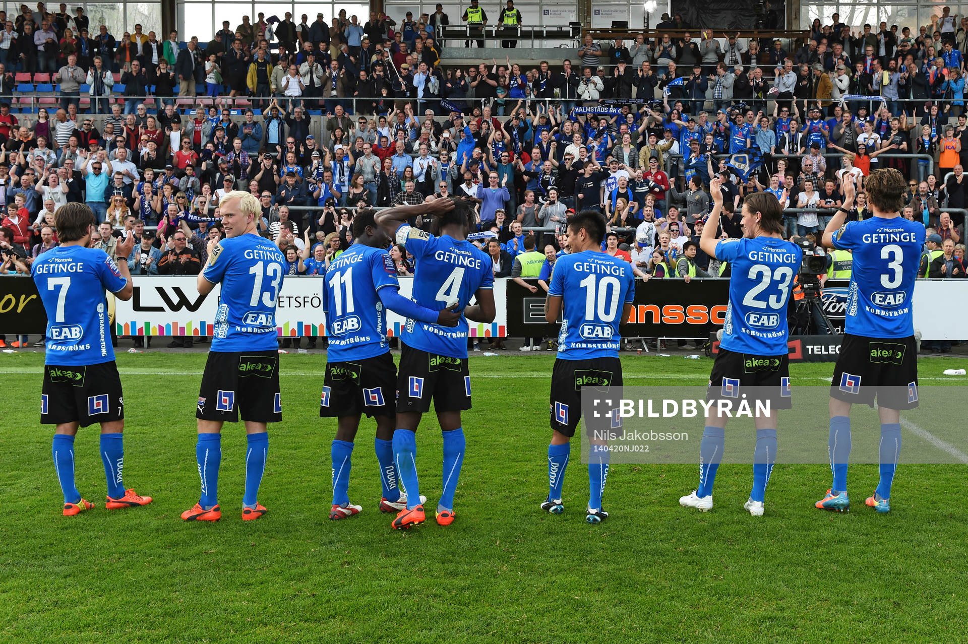 Halmstads-spelare tackar publiken