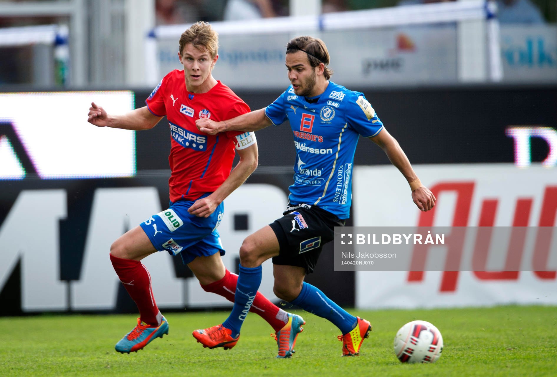 Helsingborgs Emil Krafth och Halmstads Kristinn Steindorsson