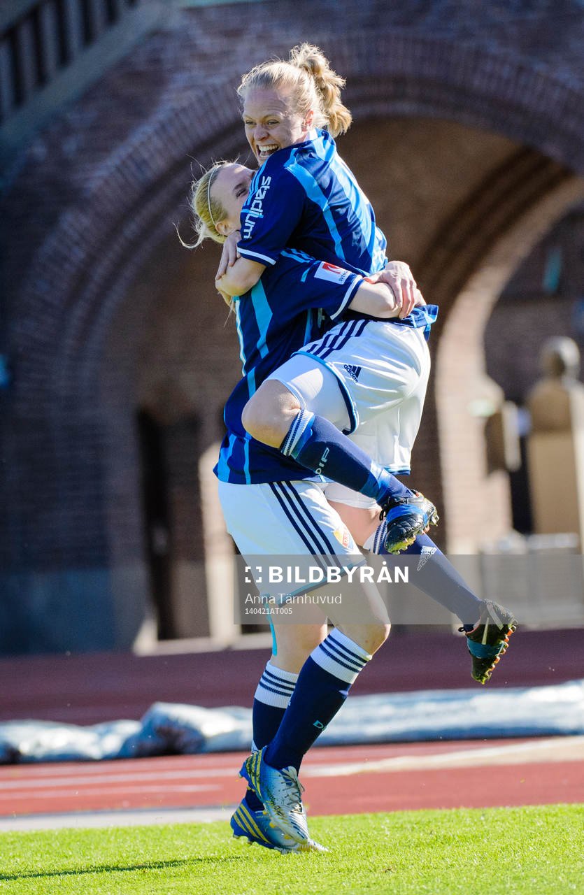 Djurgårdens Alexandra Höglund och Mia Jalkerud jublar