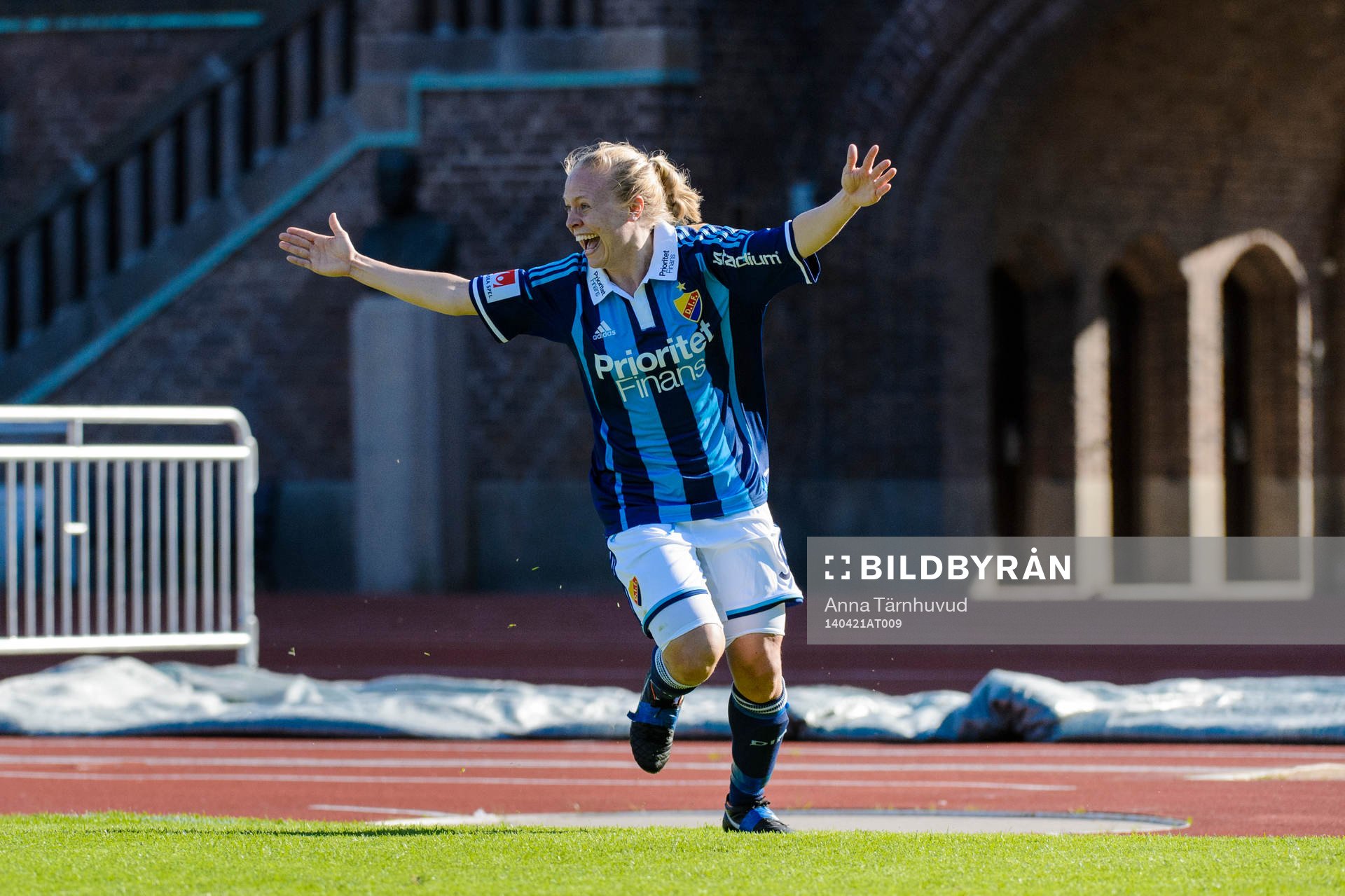 Djurgårdens Mia Jalkerud jublar