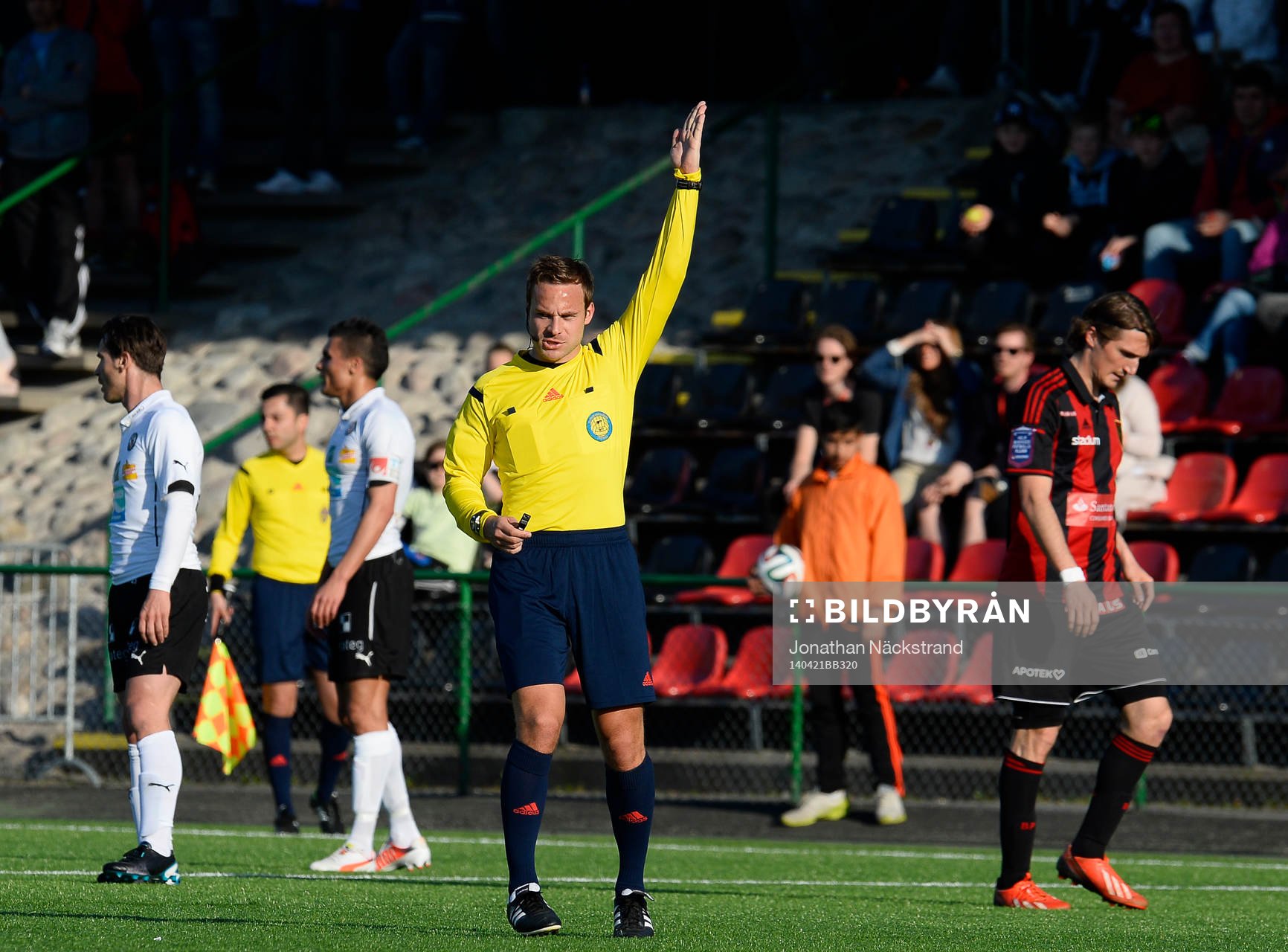 Match domaren Kristoffer Karlsson