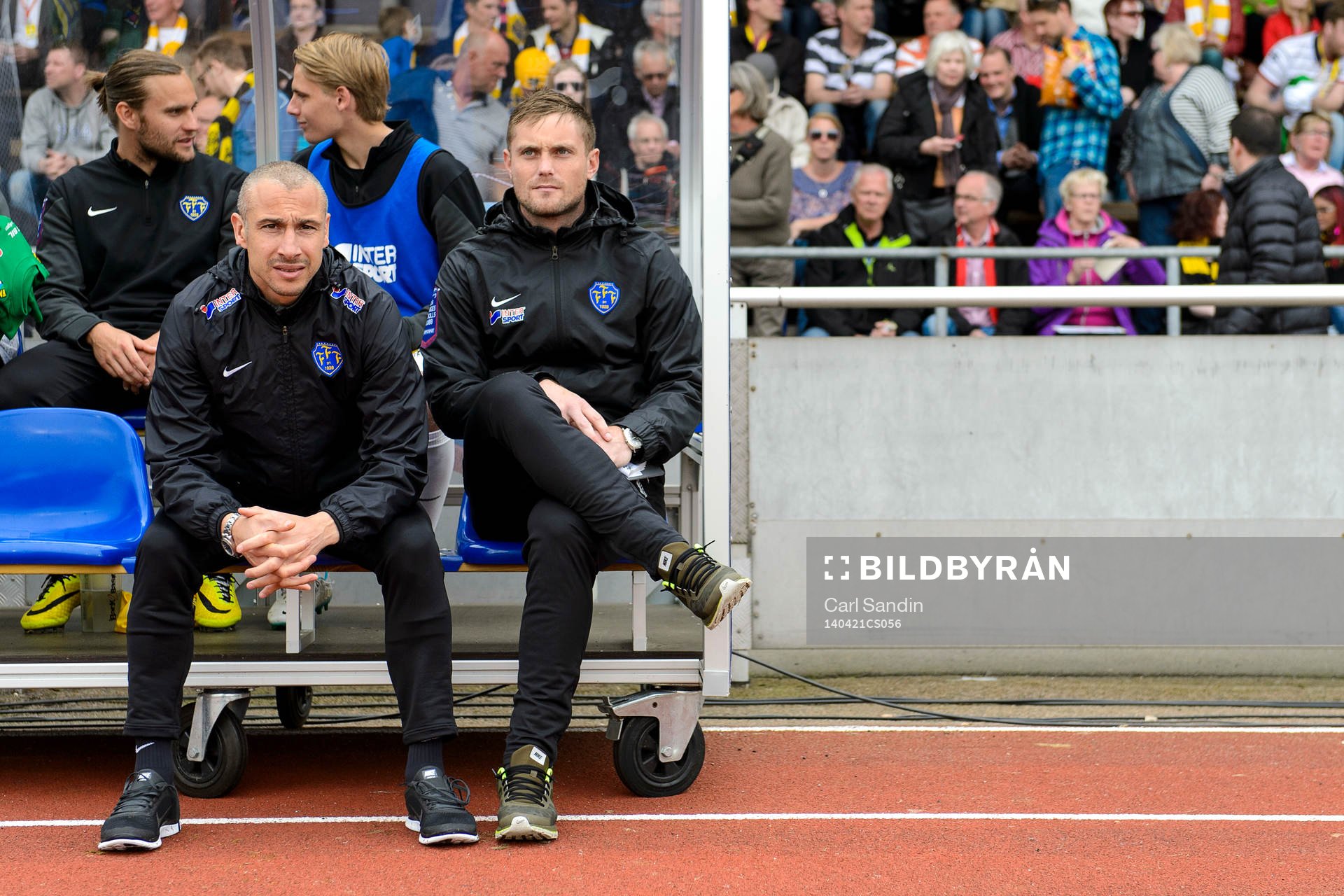 Falkenbergs tränare Henrik Larsson och assisterande