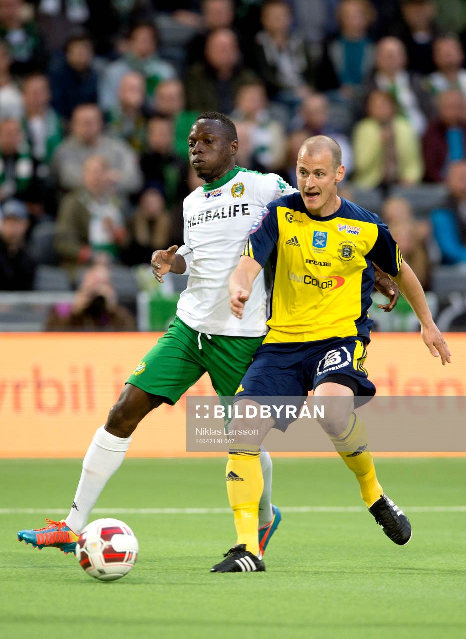 Ängelholms Jakob Augustsson och Hammarbys Amadaiya Rennie