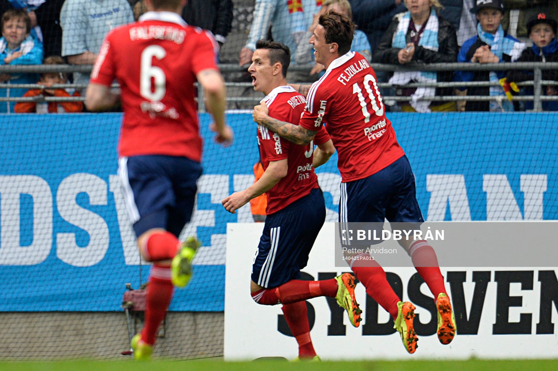 Djurgårdens Haris Radetinac firar han gjort 0-1 med Erton