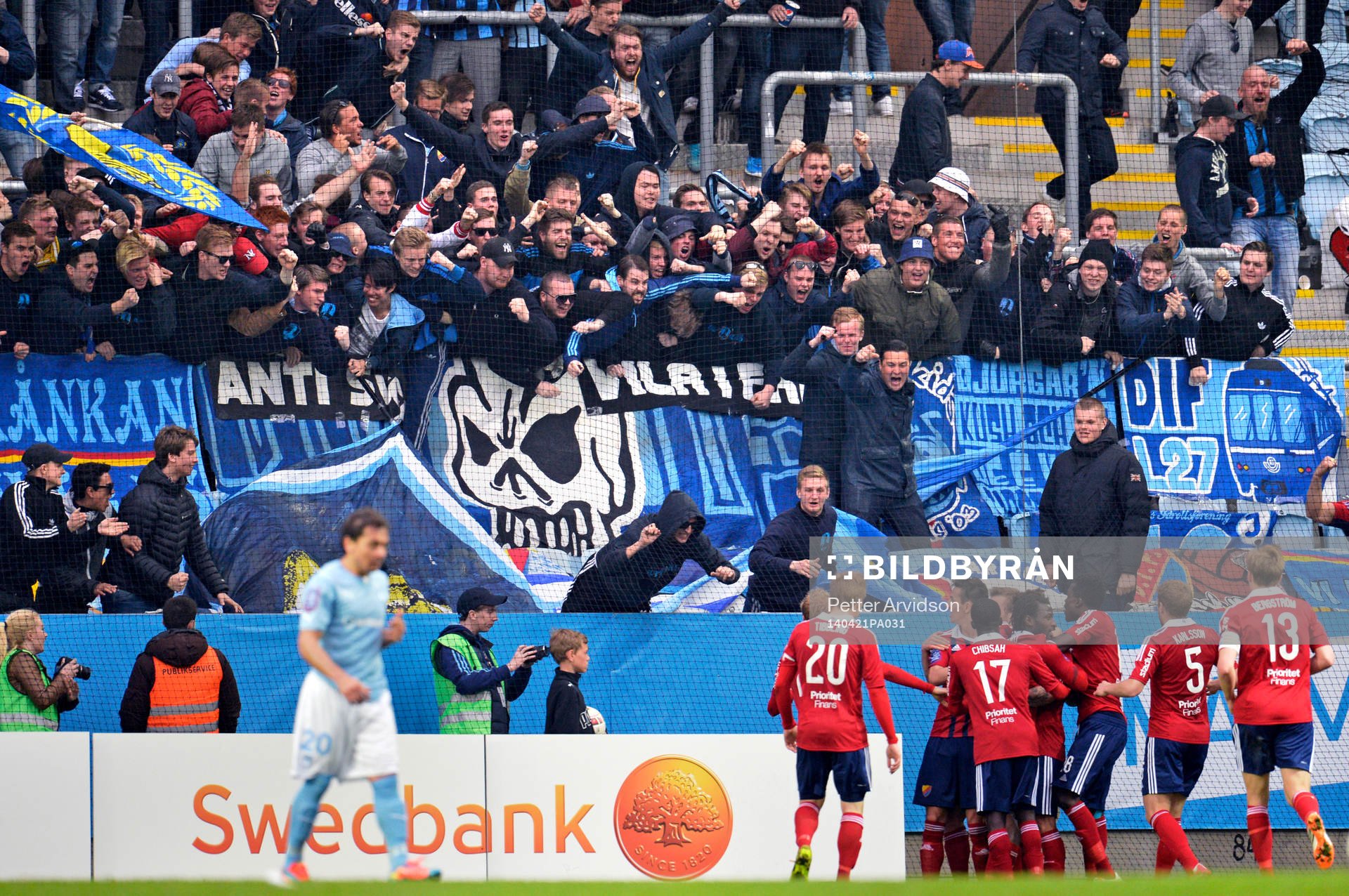 Djurgårdens spelare firar 2-2