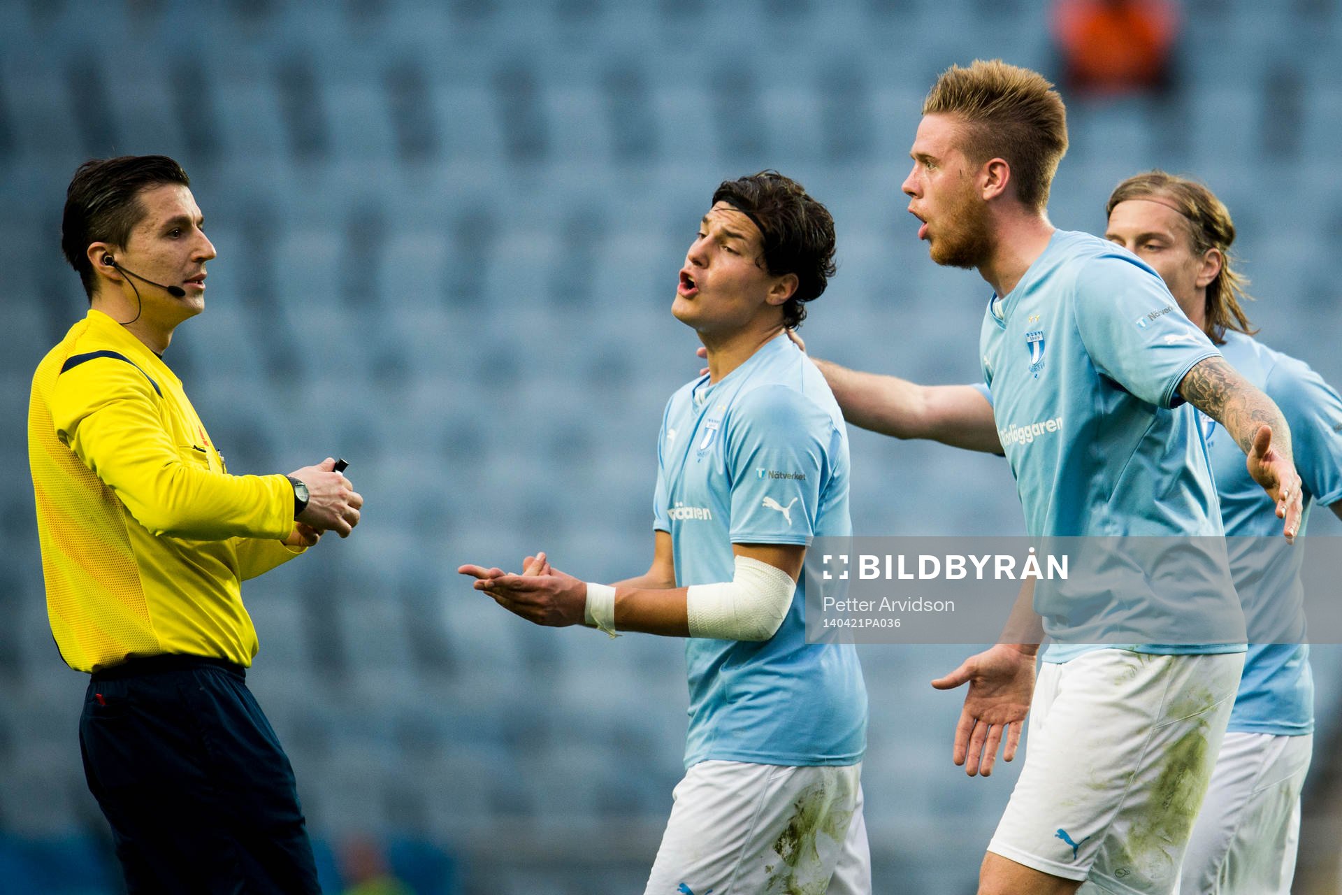 Malmö FFs Miiko Albornoz och Pontus Jansson kritiserar
