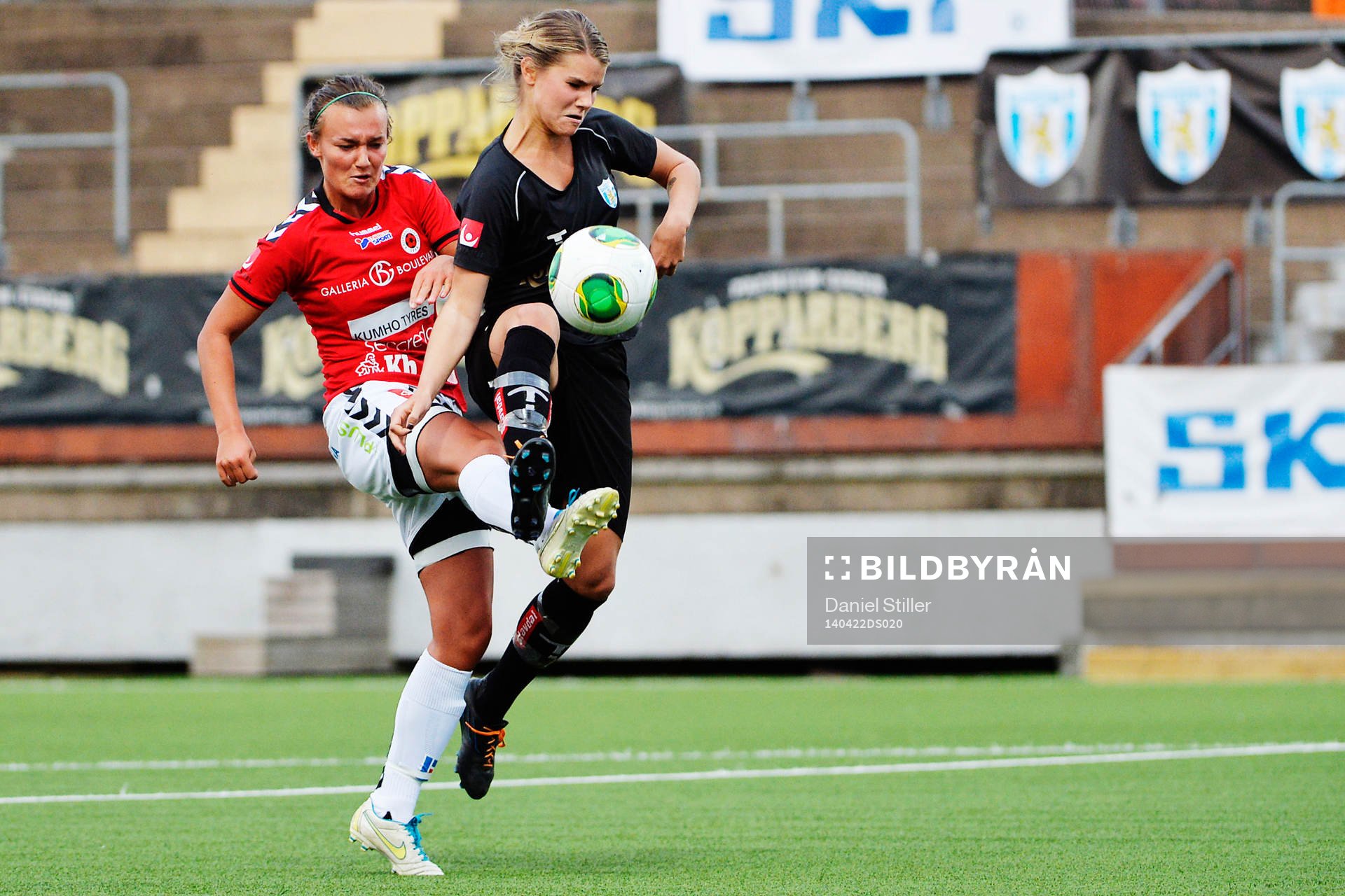 Kristianstads Olivia Welin mot Göteborgs Andrine Hegerberg