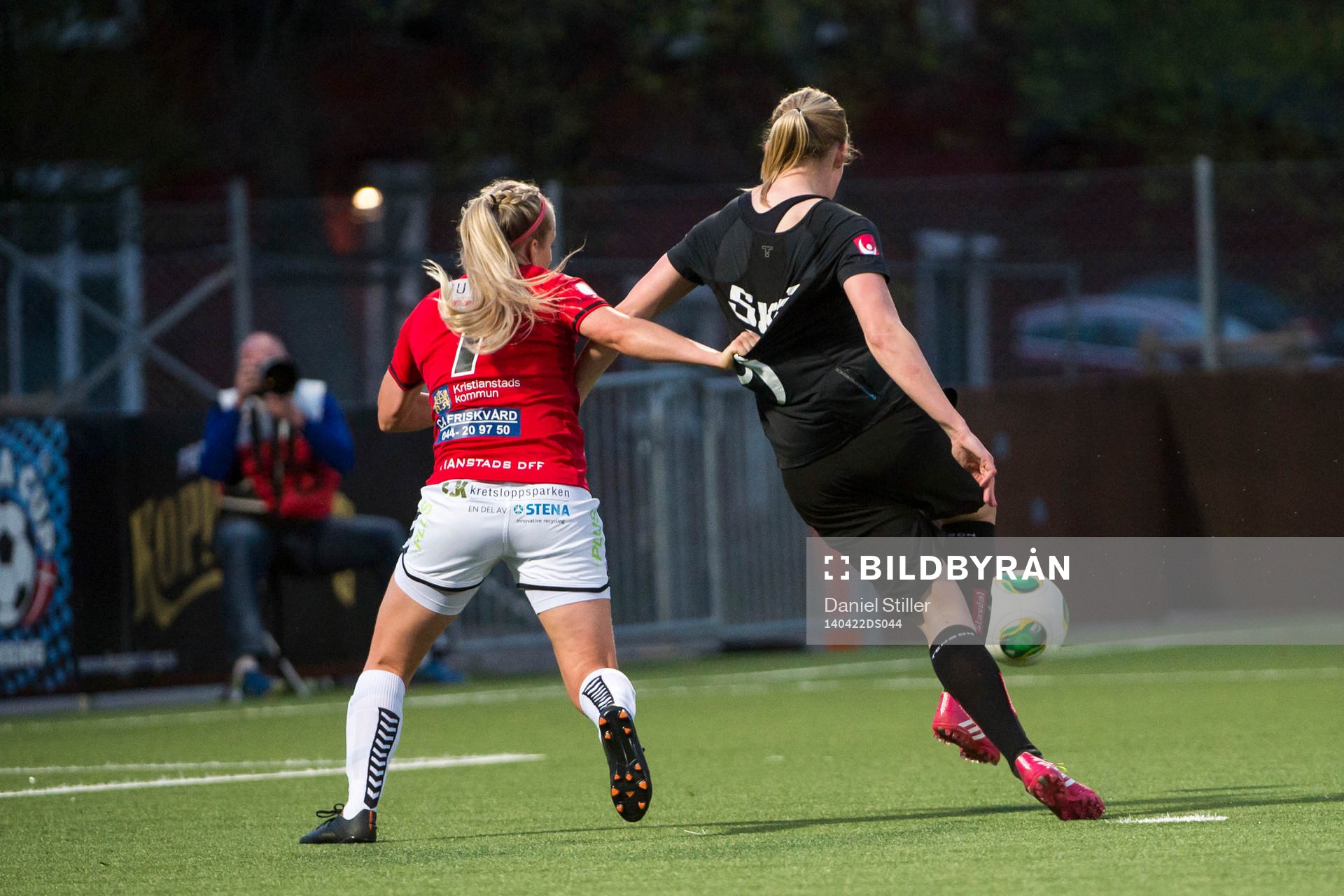 Kristianstads Elisa Vidarsdottir drar ner Göteborgs Annica